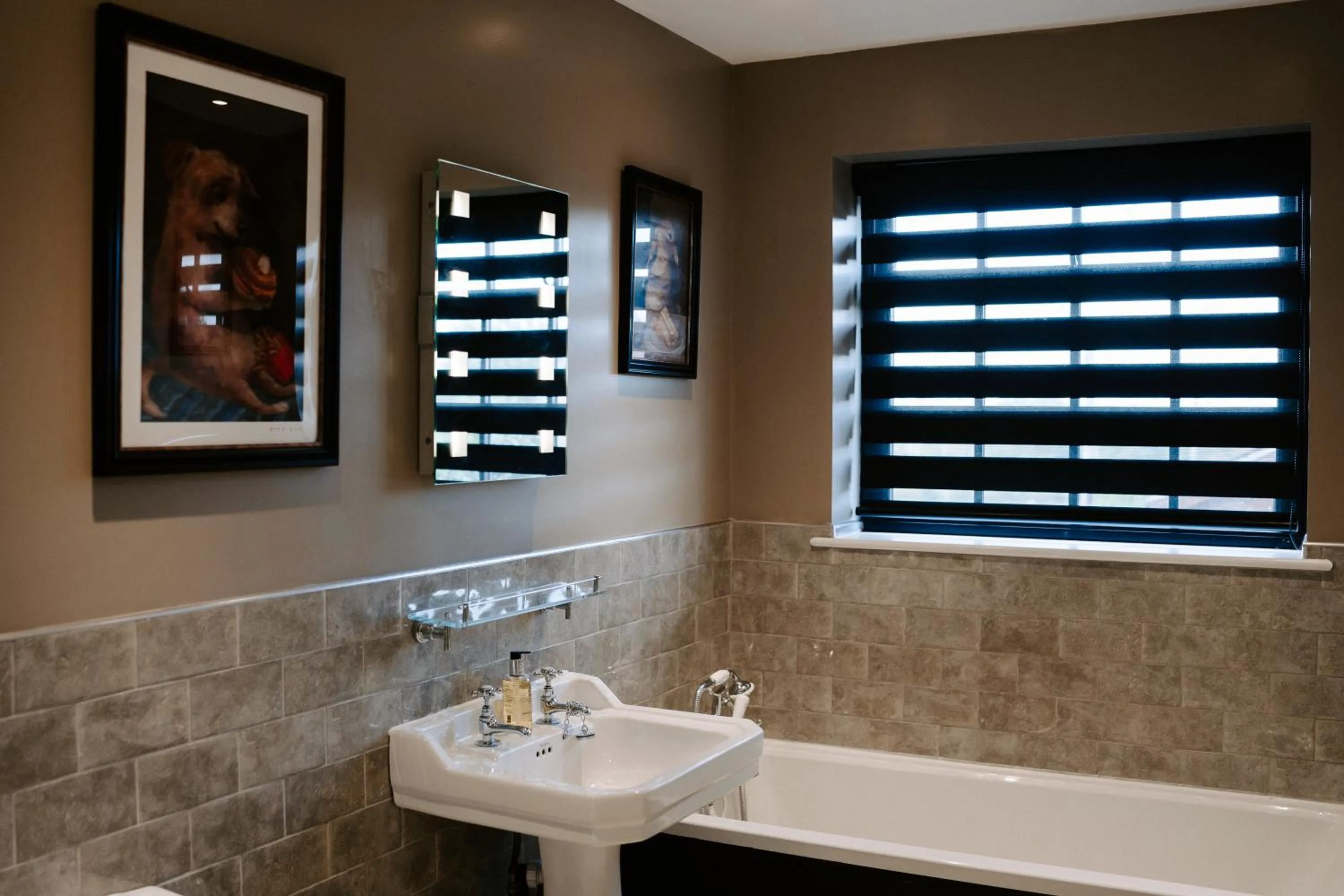 Bathroom in Blue Bell Country Inn