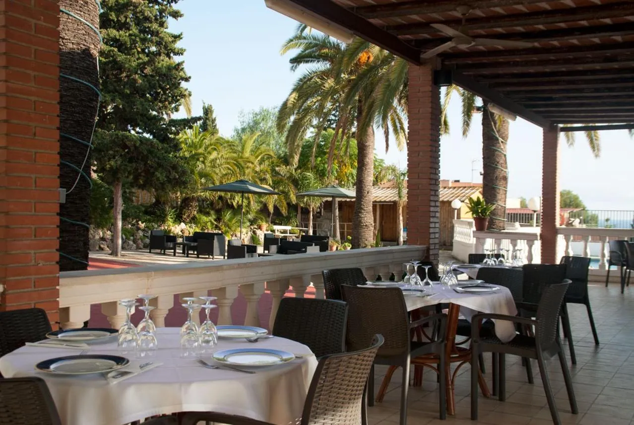 Restaurant/places to eat in San Martin