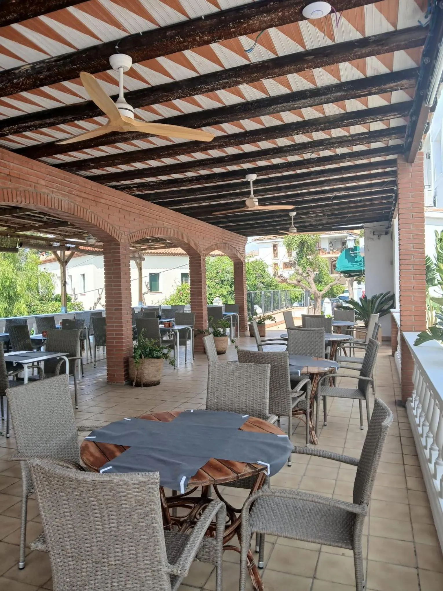 Restaurant/places to eat in San Martin