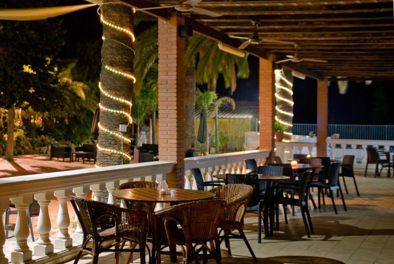 Restaurant/places to eat in San Martin