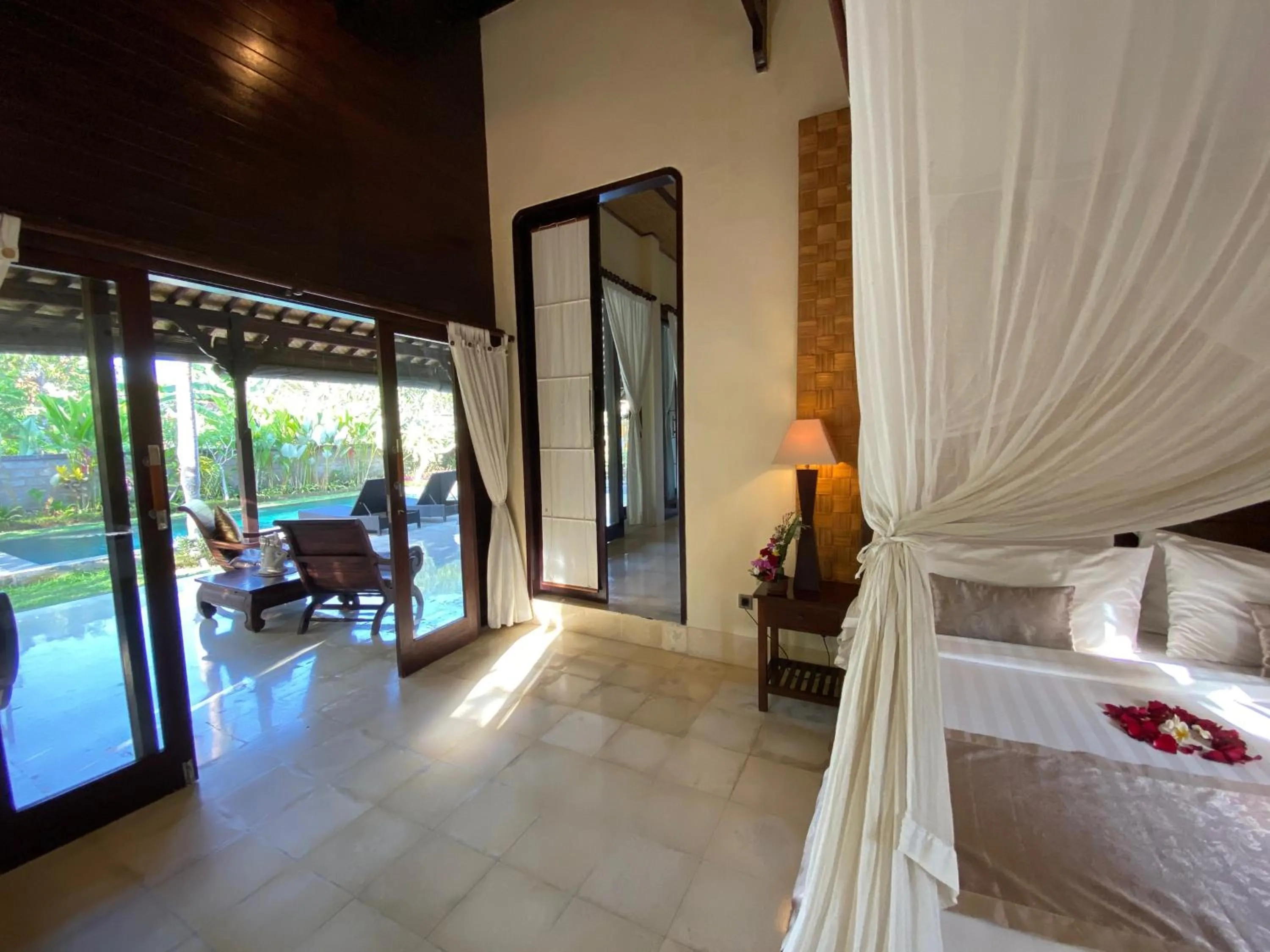 Bedroom, Bed in Rumah Dadong