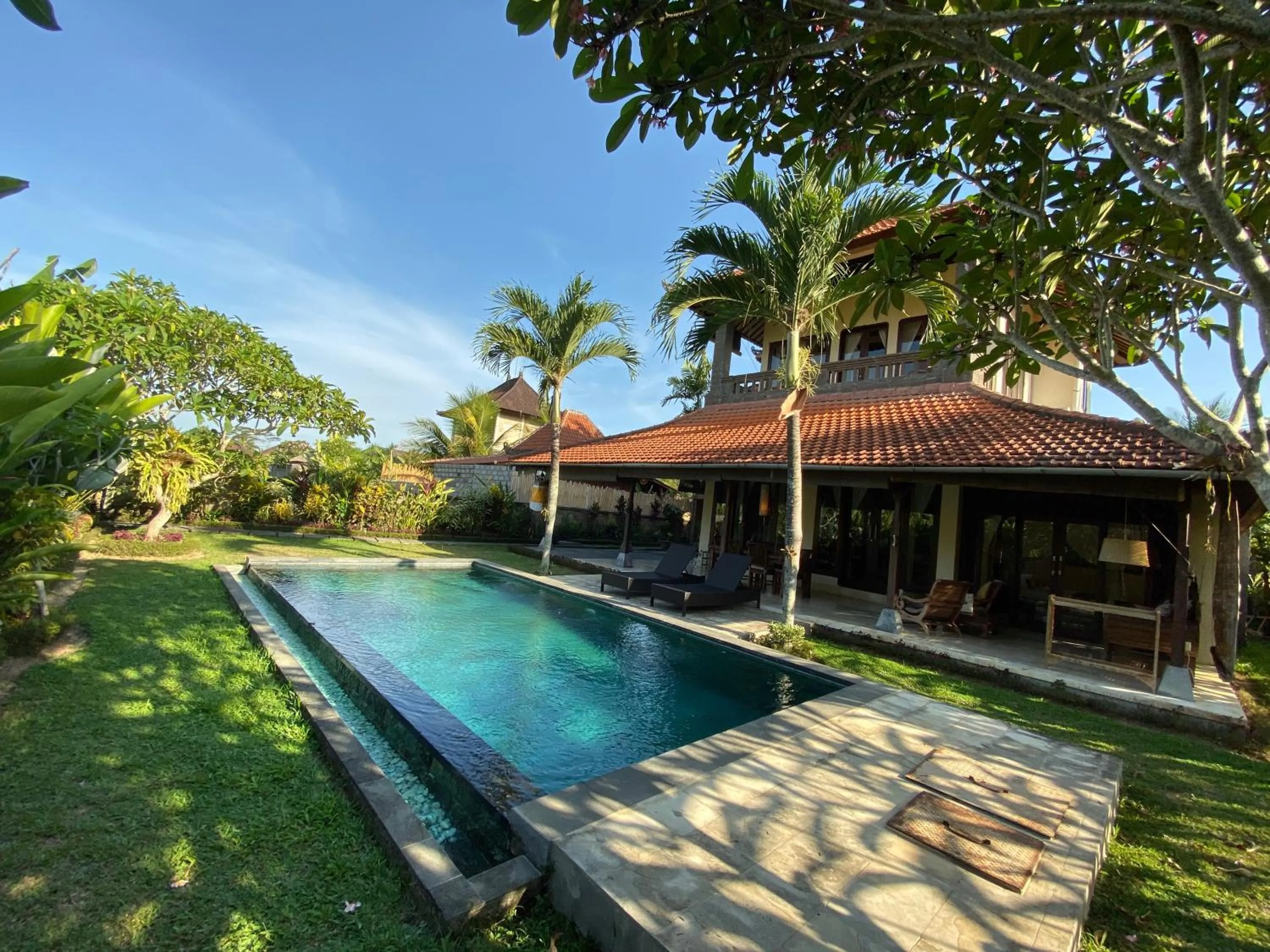 Property building in Rumah Dadong