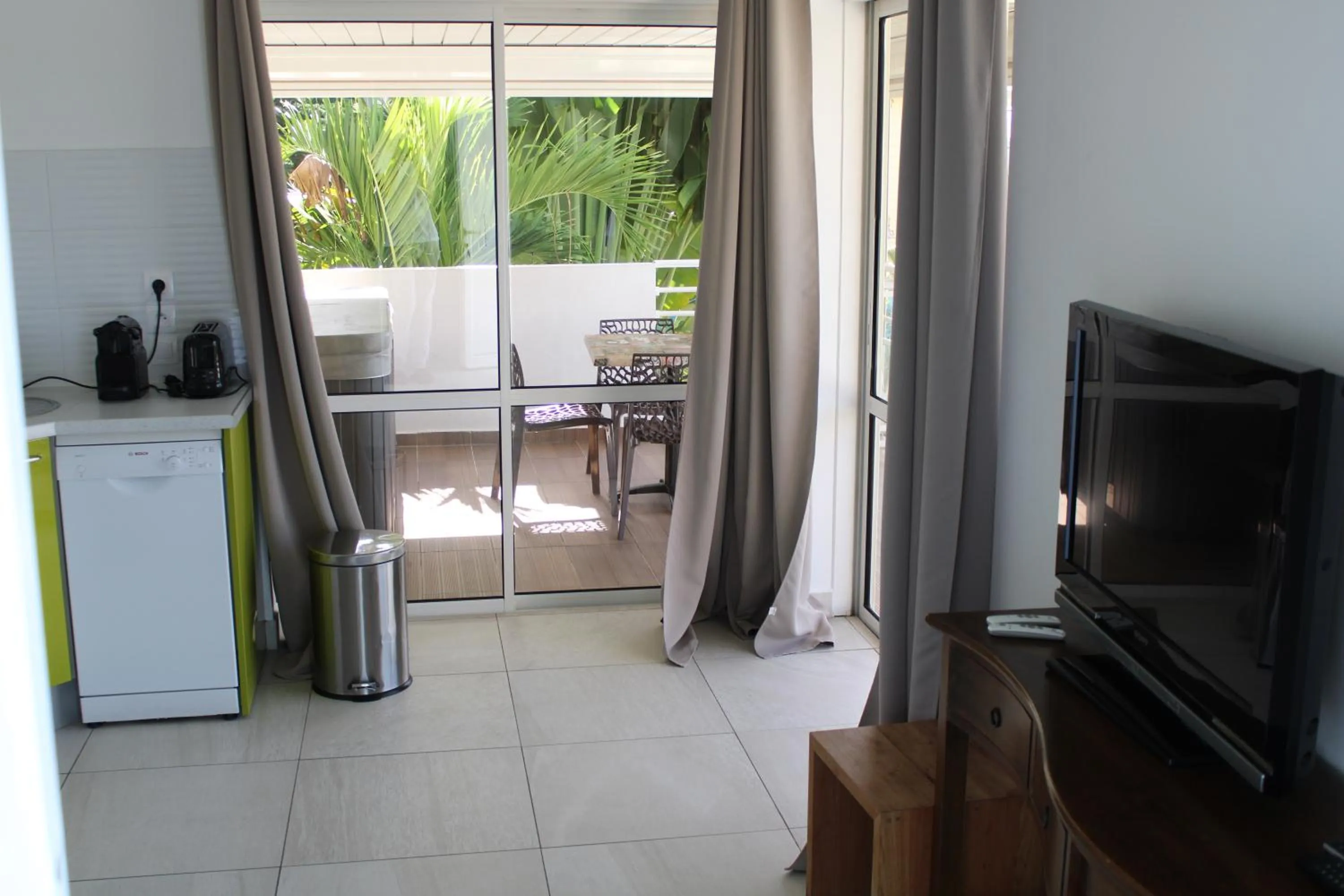 Patio in Majesty Palm Hôtel