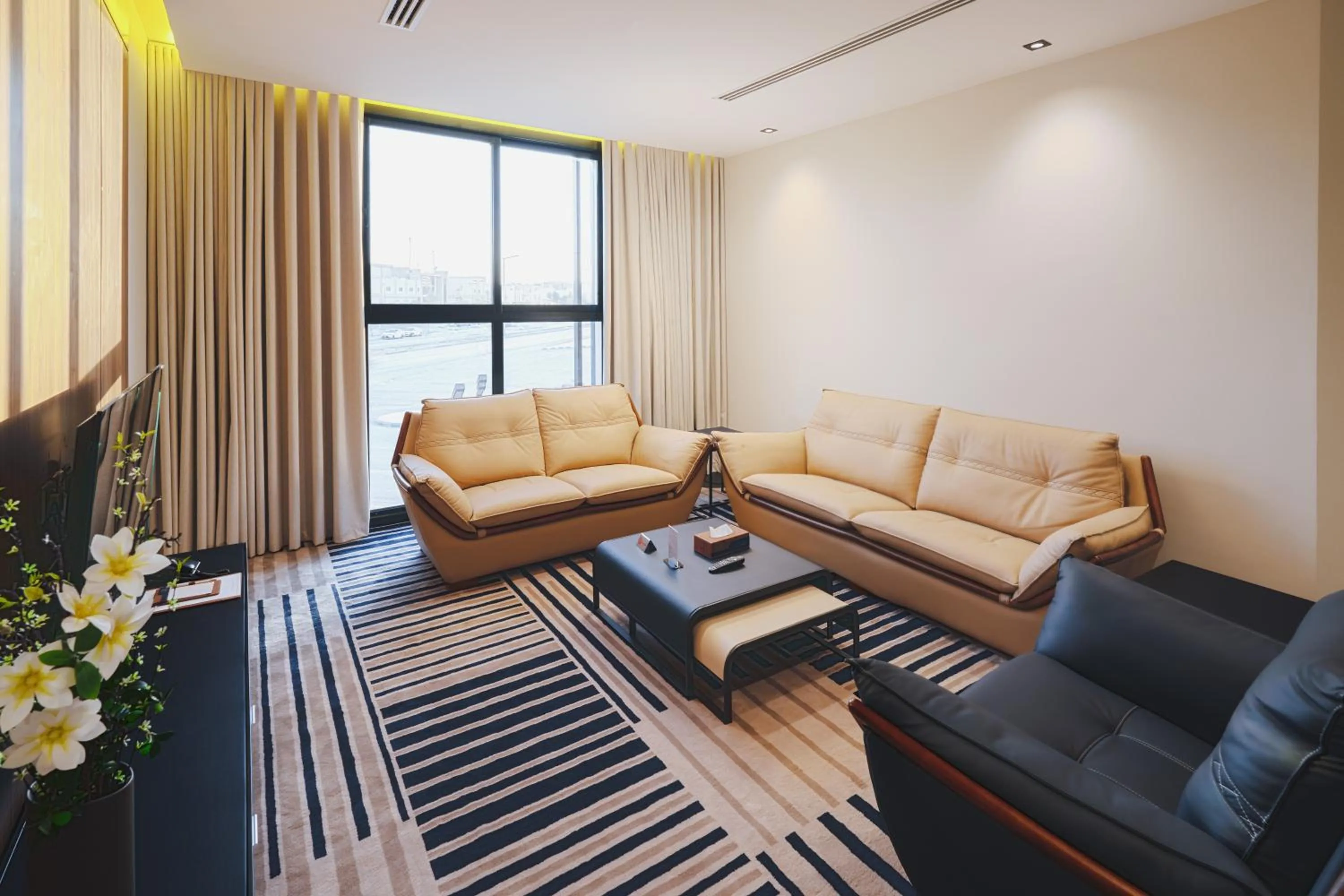 Living room in Modrest Hotel