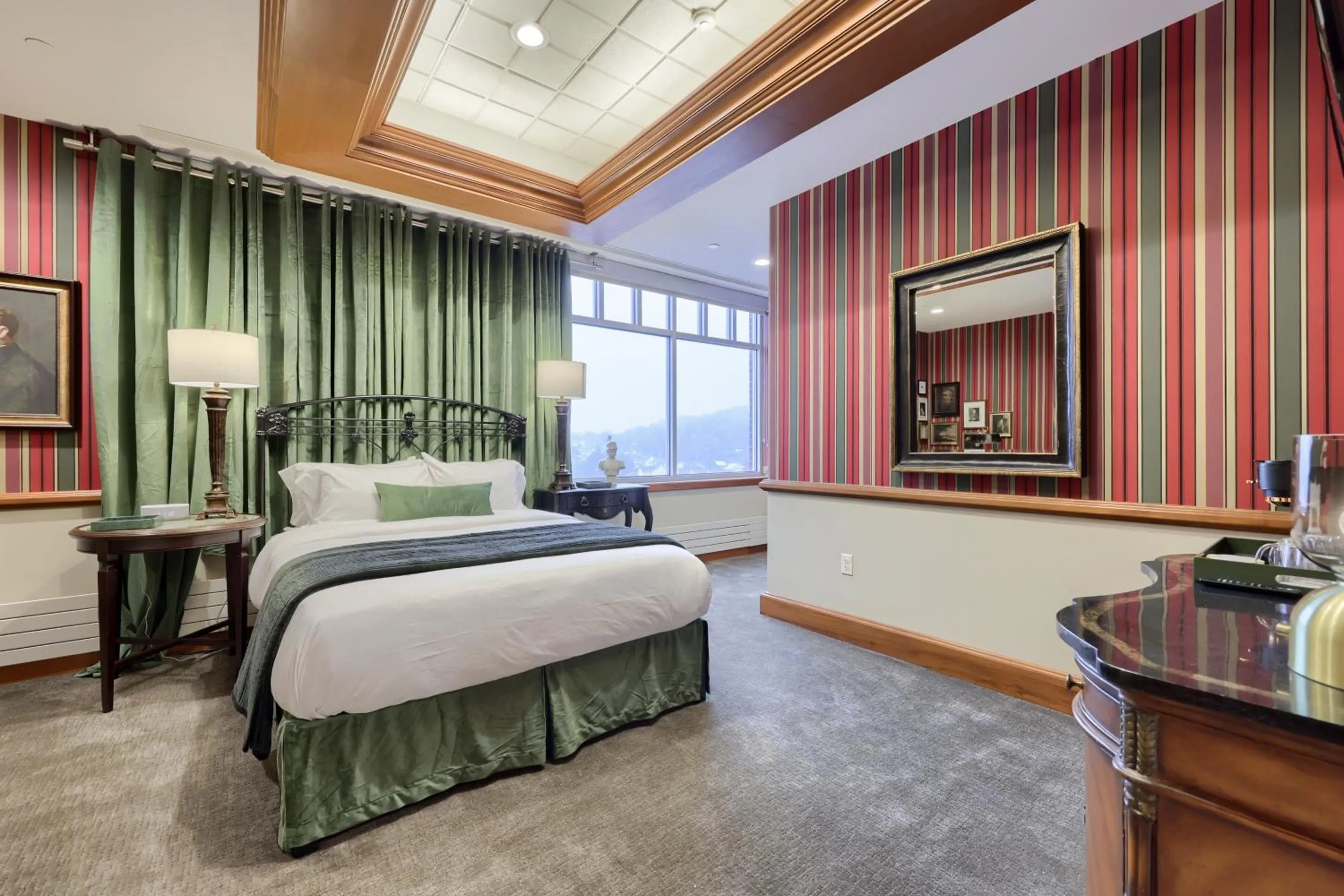 Photo of the whole room, Bed in The Executive Suites and Events