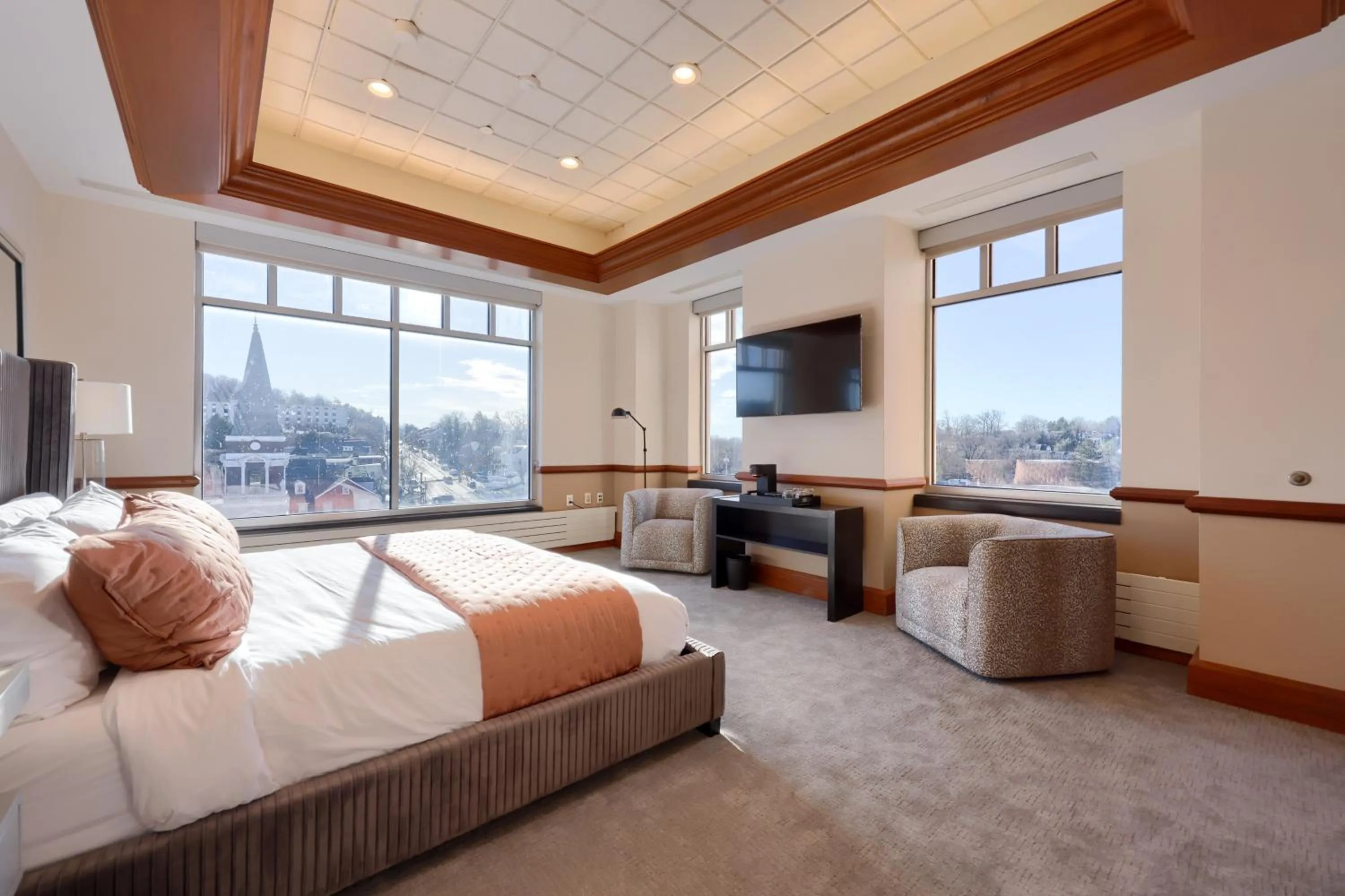 Photo of the whole room, Bed in The Executive Suites and Events