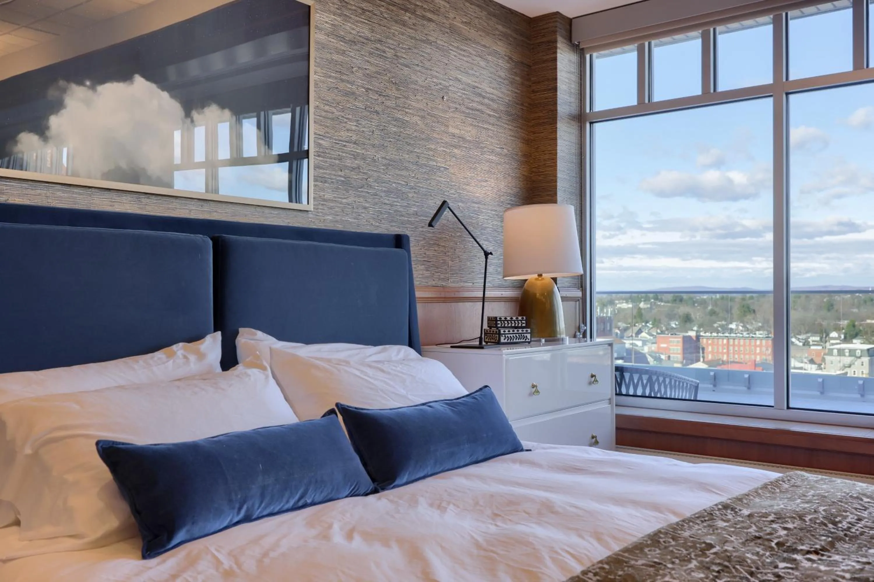 Bed in The Executive Suites and Events