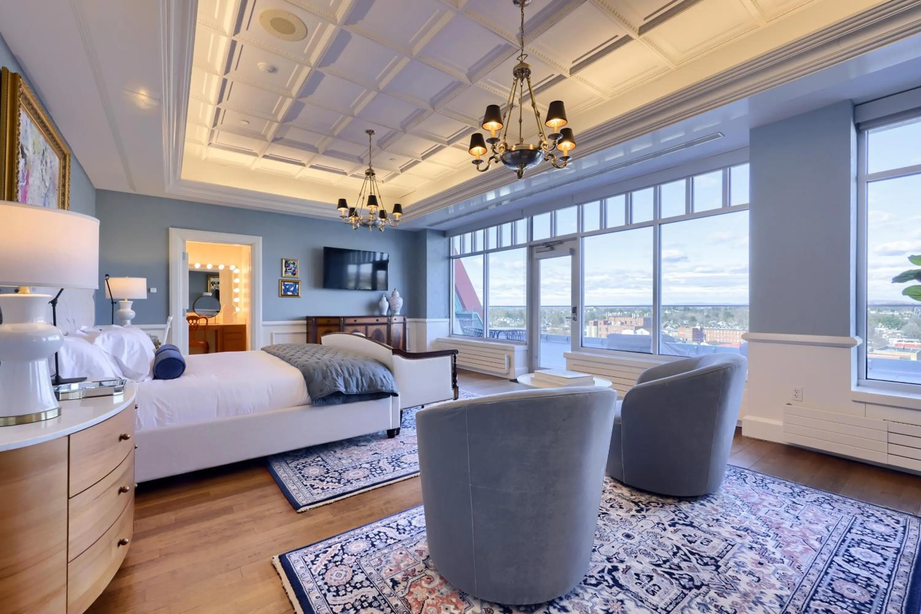 Photo of the whole room, Bed in The Executive Suites and Events