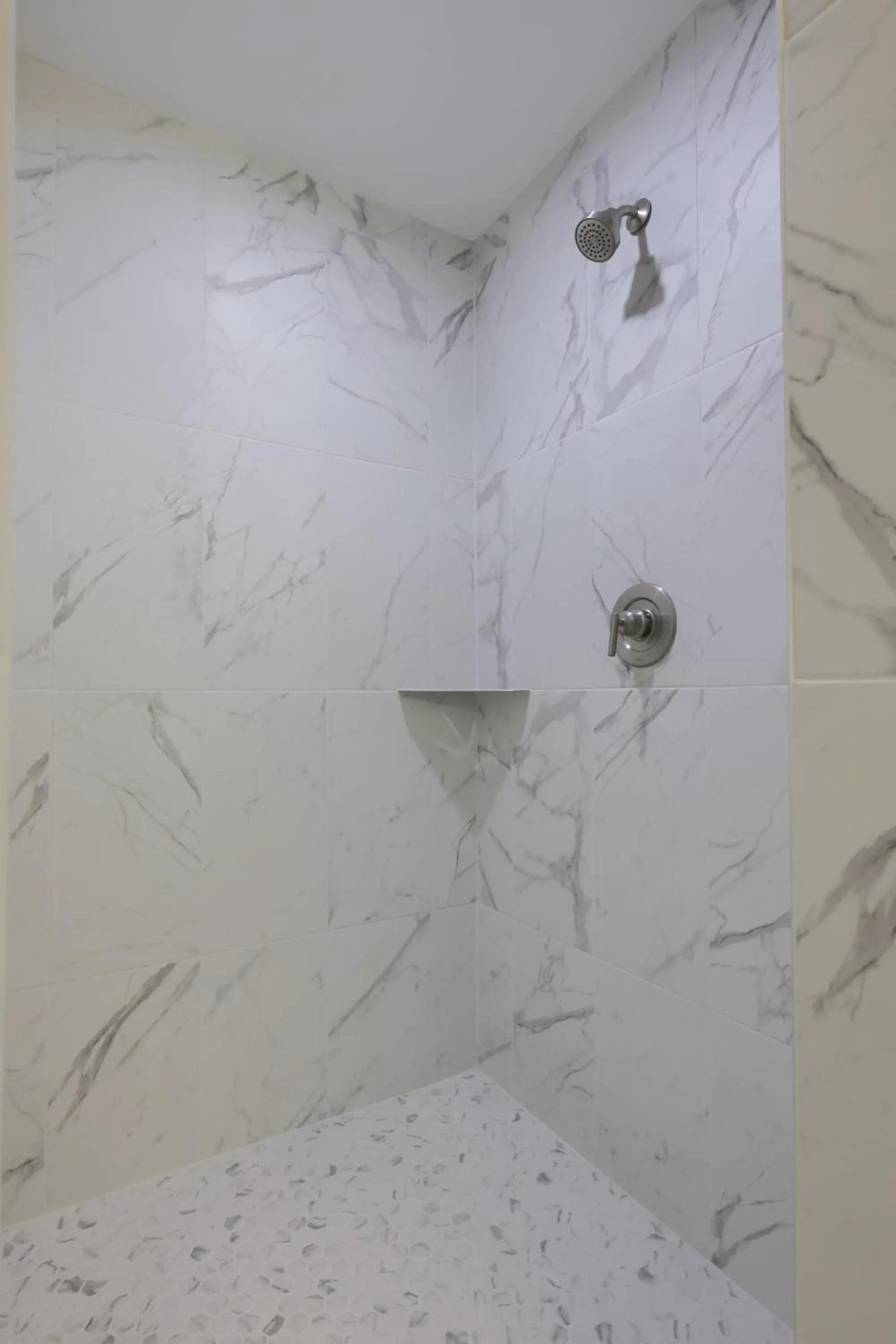 Shower in The Executive Suites and Events