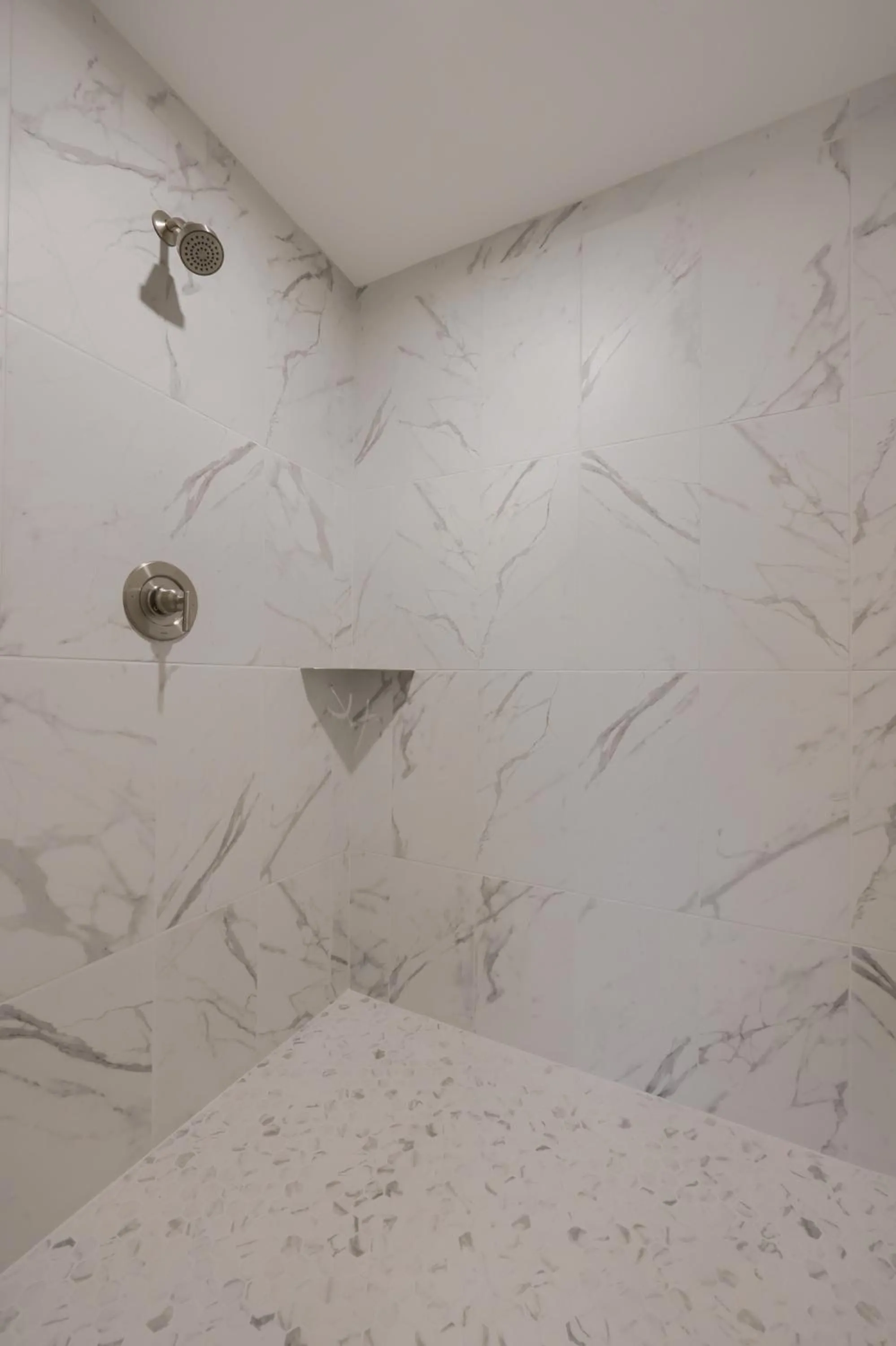 Shower in The Executive Suites and Events
