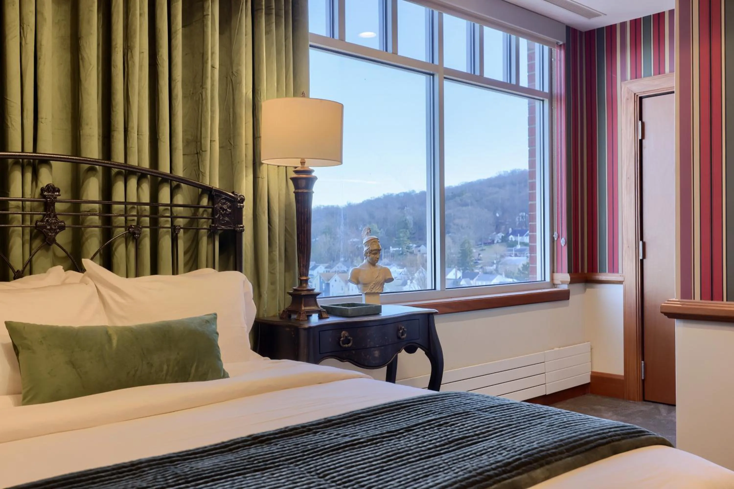 Bed in The Executive Suites and Events