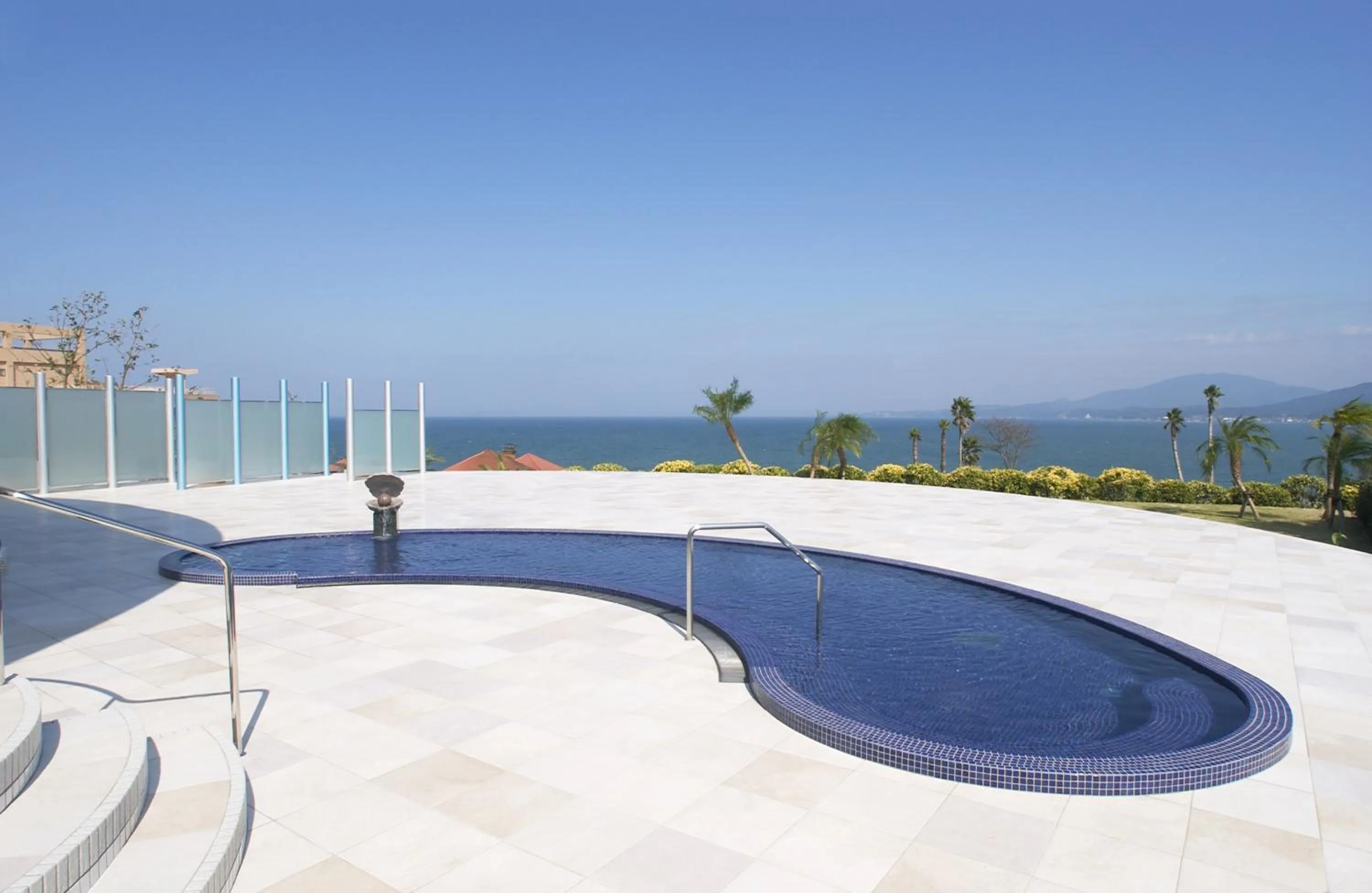 Hot Spring Bath in Hotel Alegria Gardens Amakusa