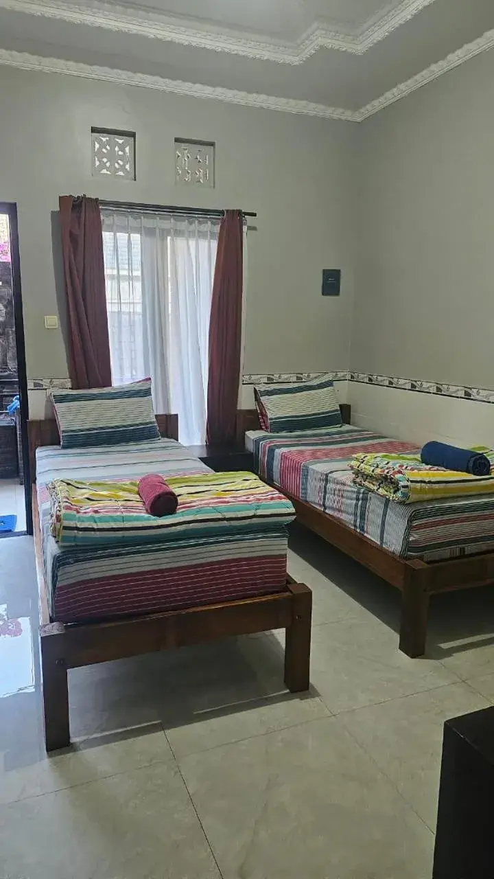 Deluxe Twin Room in Jepun Segara Guest House Deluxe Twin Room in Jepun Segara Guest House