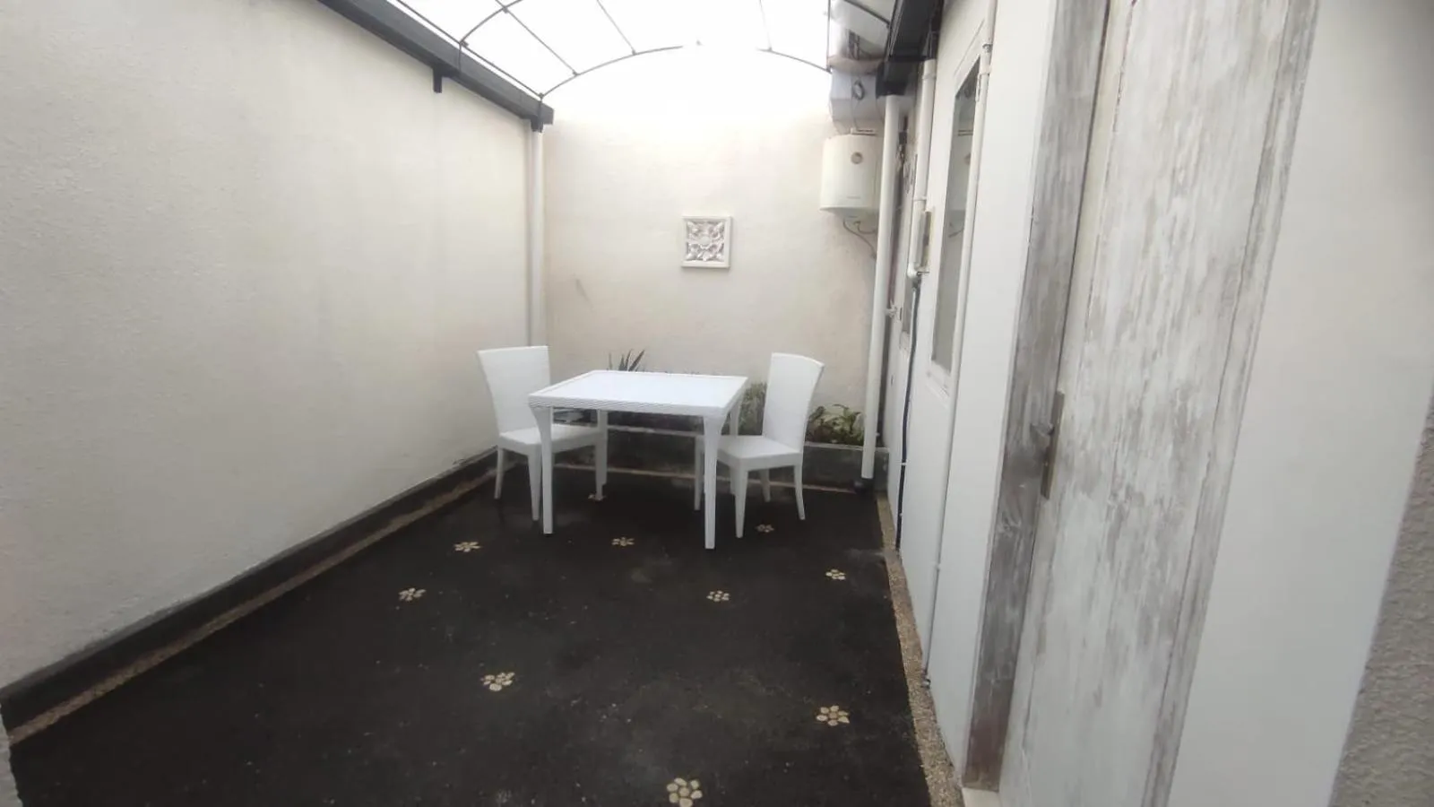 Garden in The Radian Villa