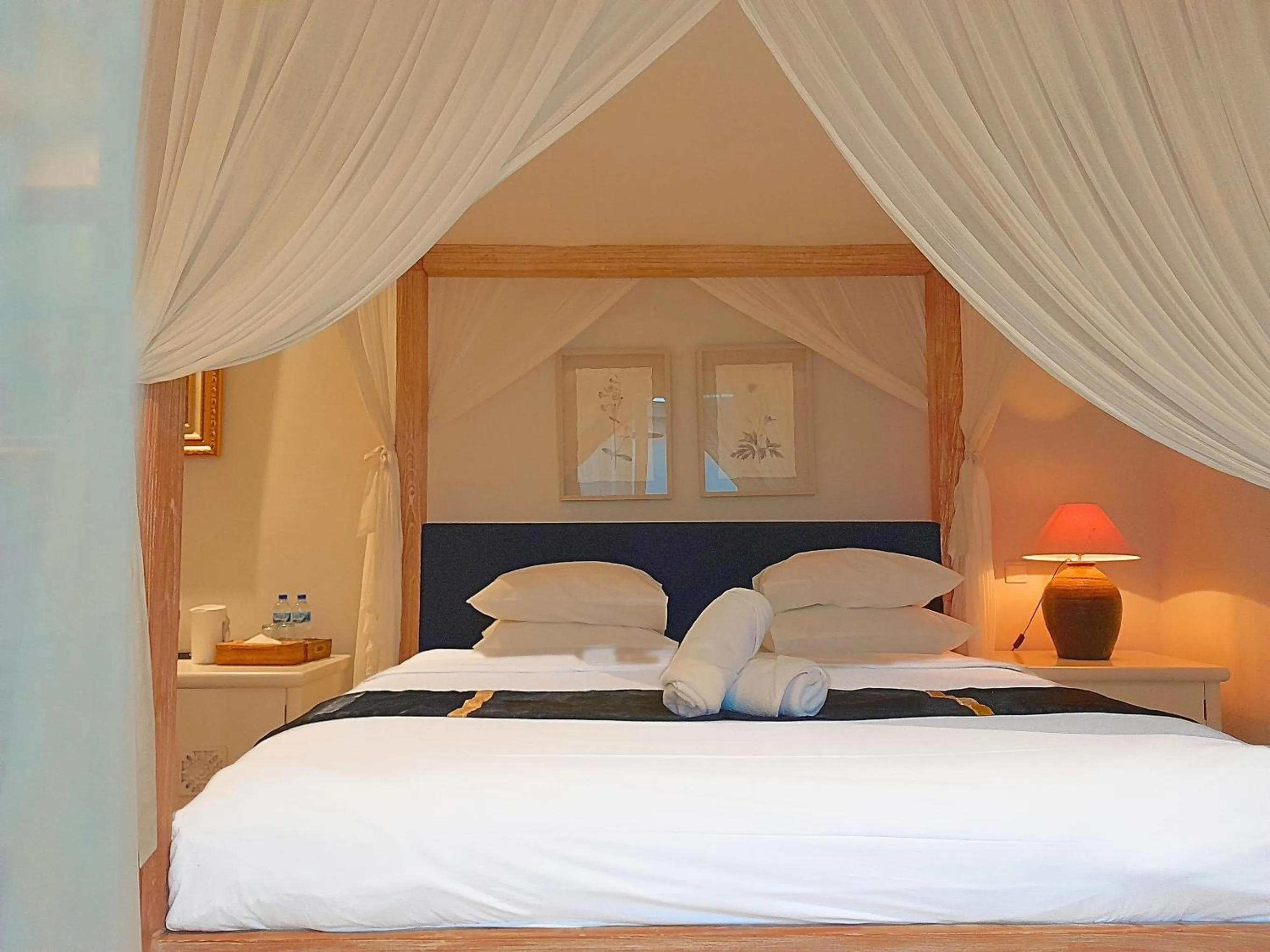 Bed in The Radian Villa