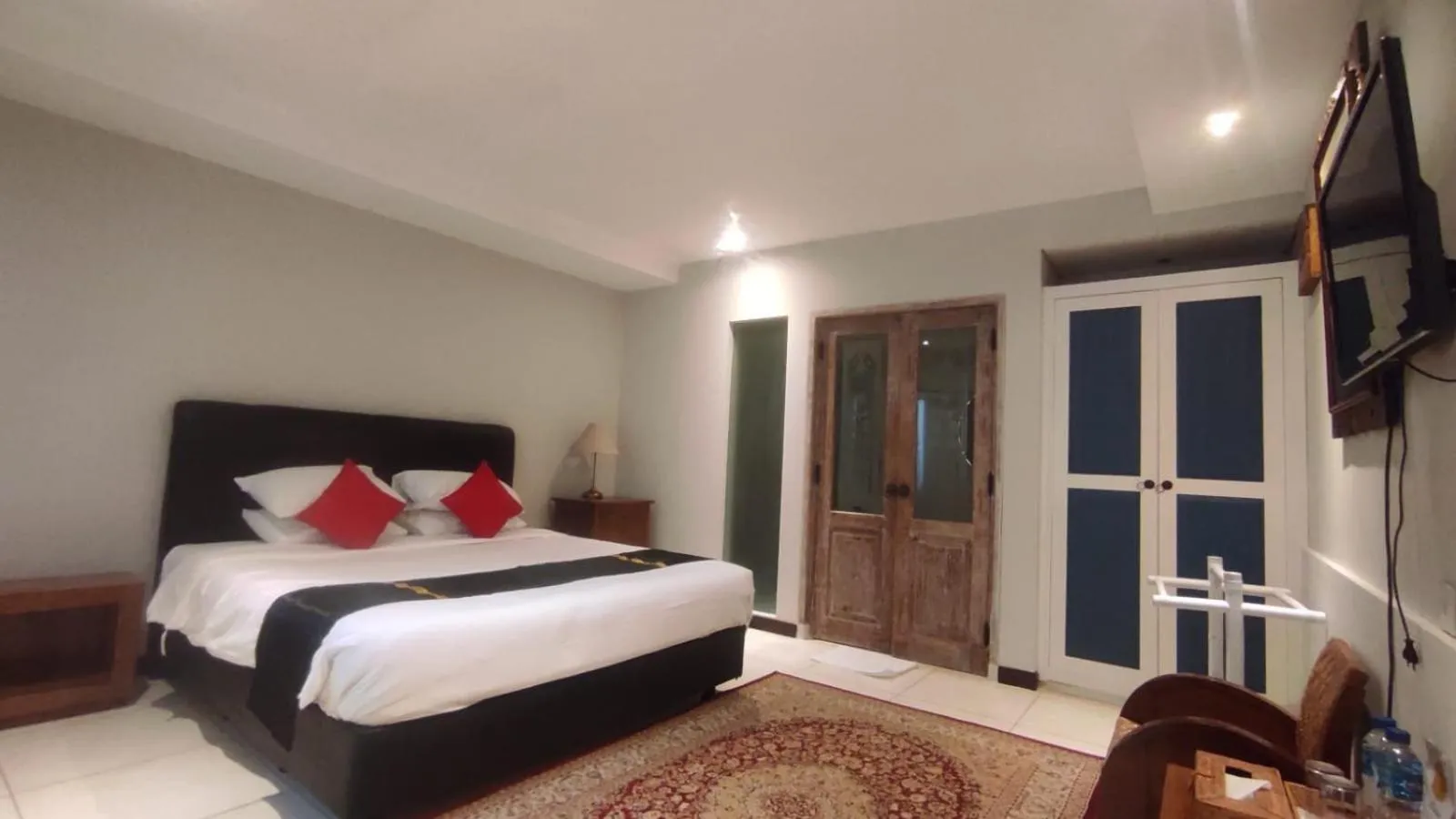 Bed in The Radian Villa