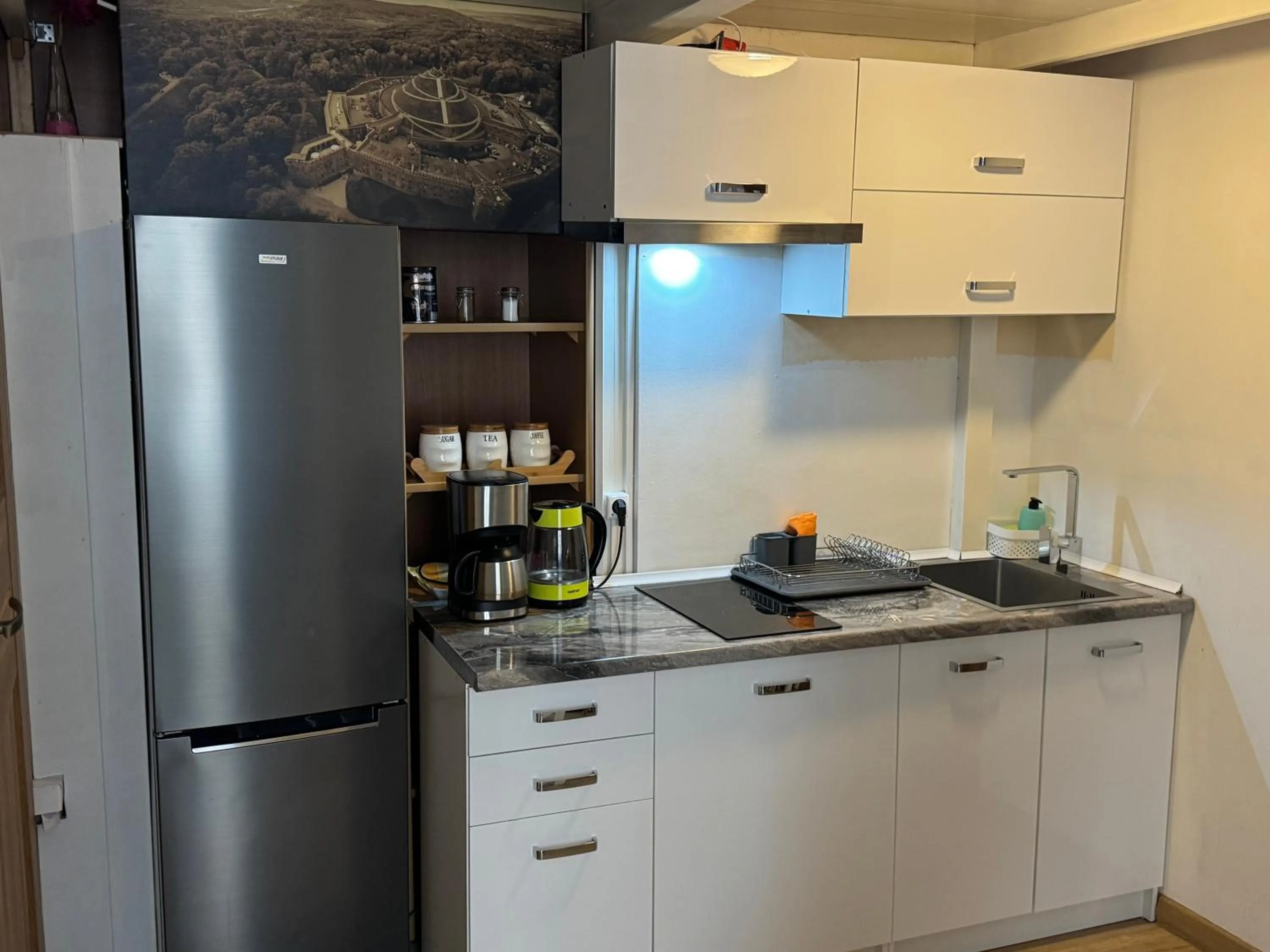 Kitchen or kitchenette in Amber Hostel