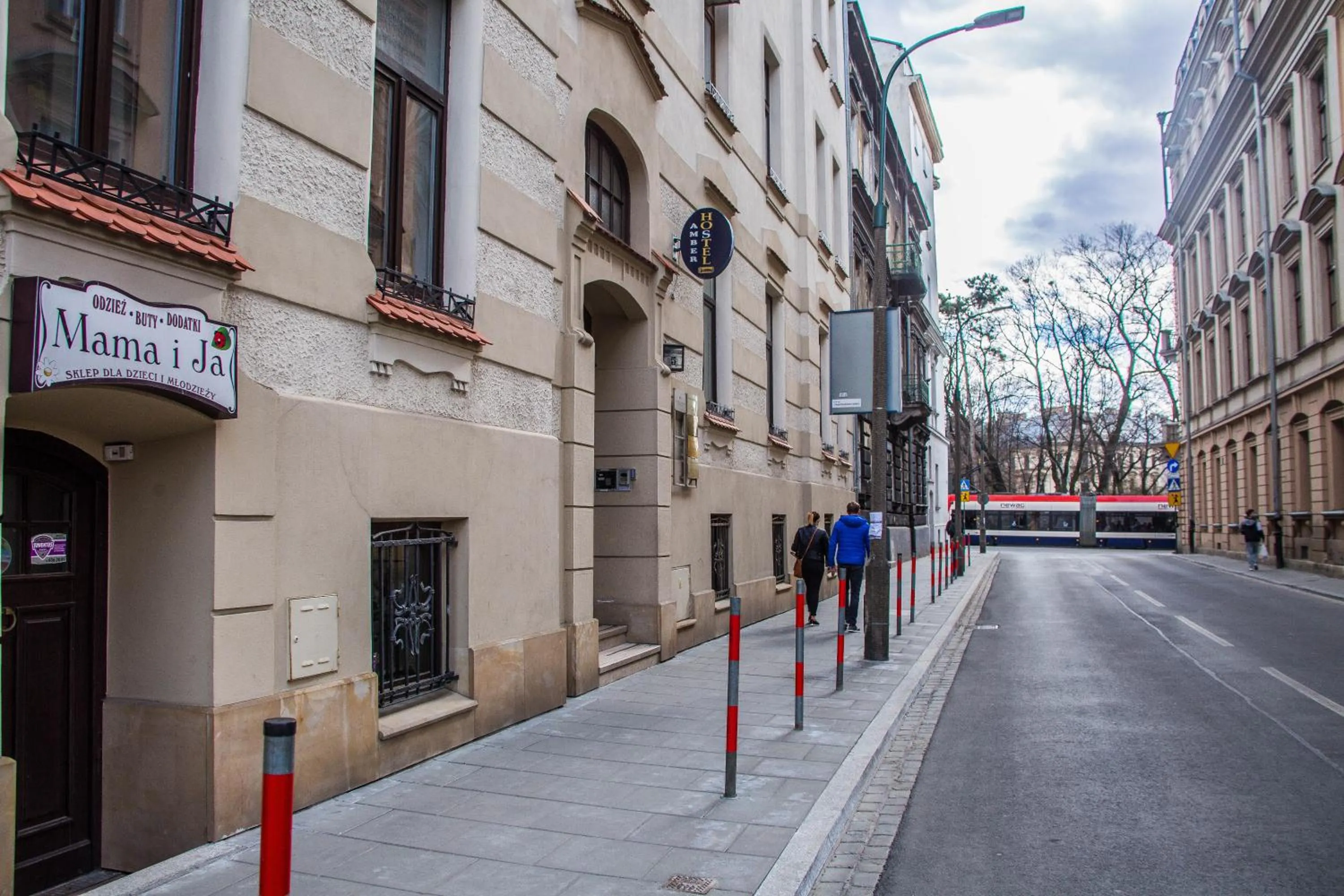 Facade/entrance in Amber Hostel