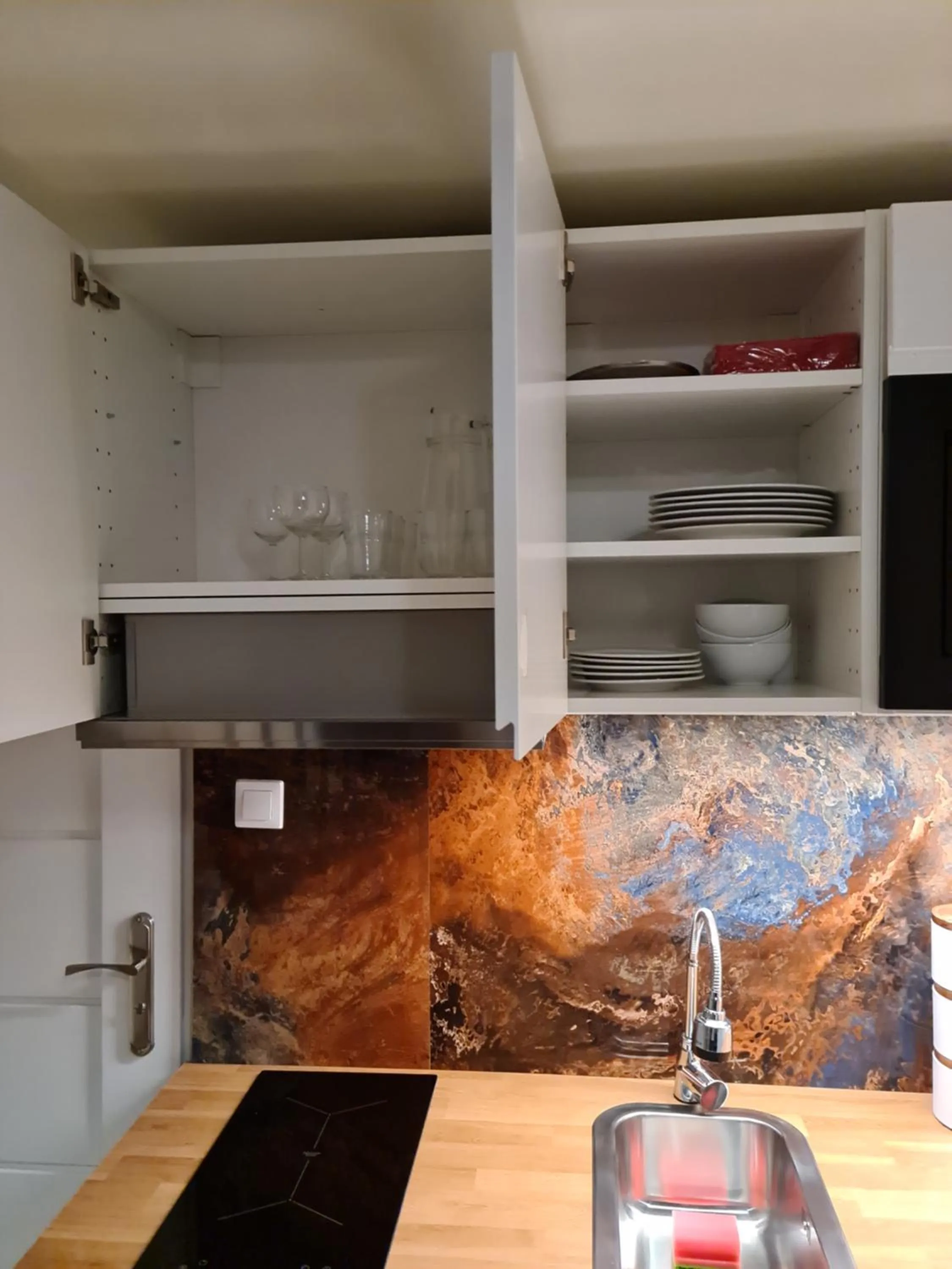 Kitchen or kitchenette in Amber Hostel