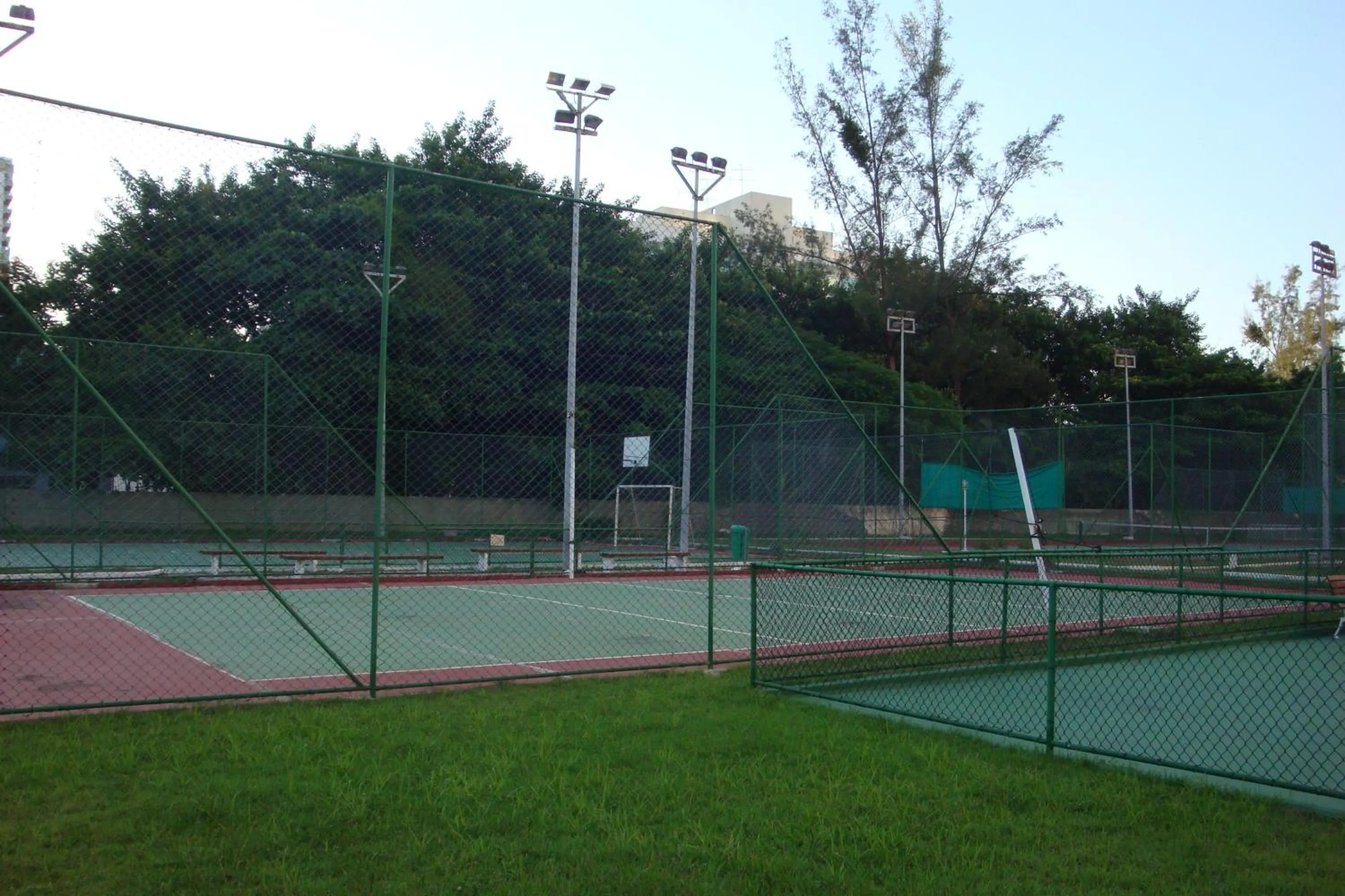 Tennis court in Residencial Portal da Barra