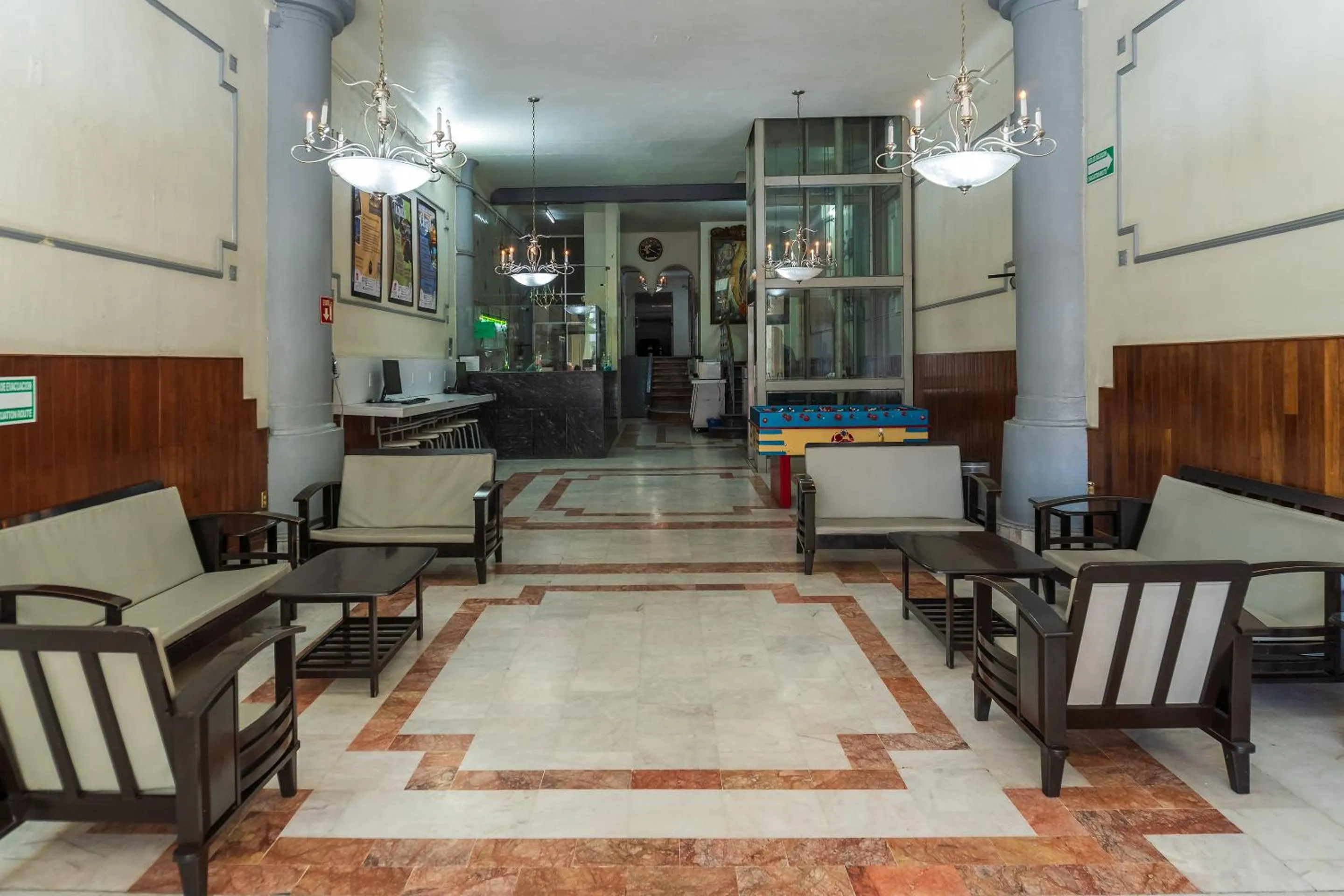 Area and facilities in Capital O Nueva York, Guadalajara centro downtown