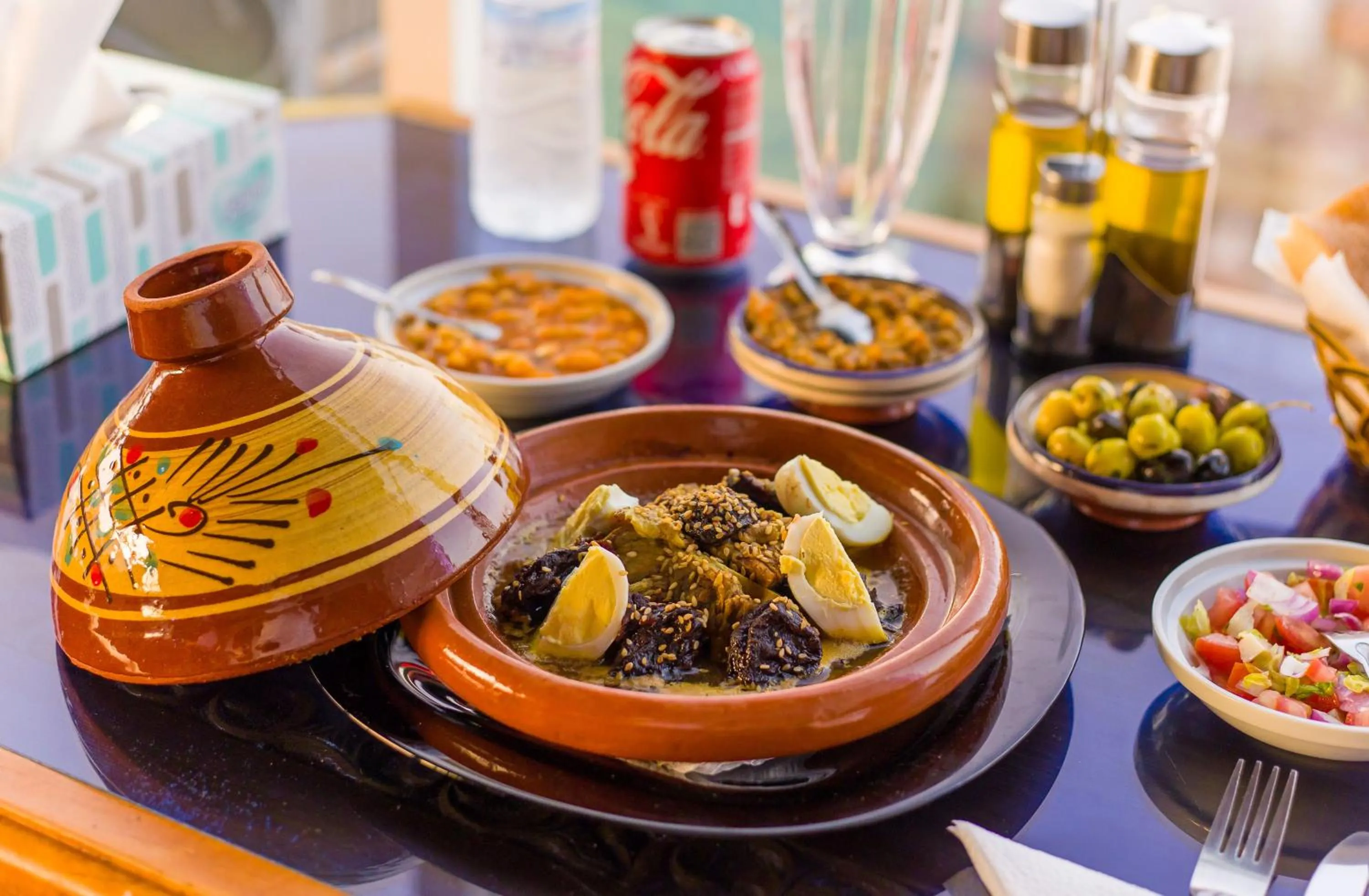 Restaurant/places to eat in Mamora Bay