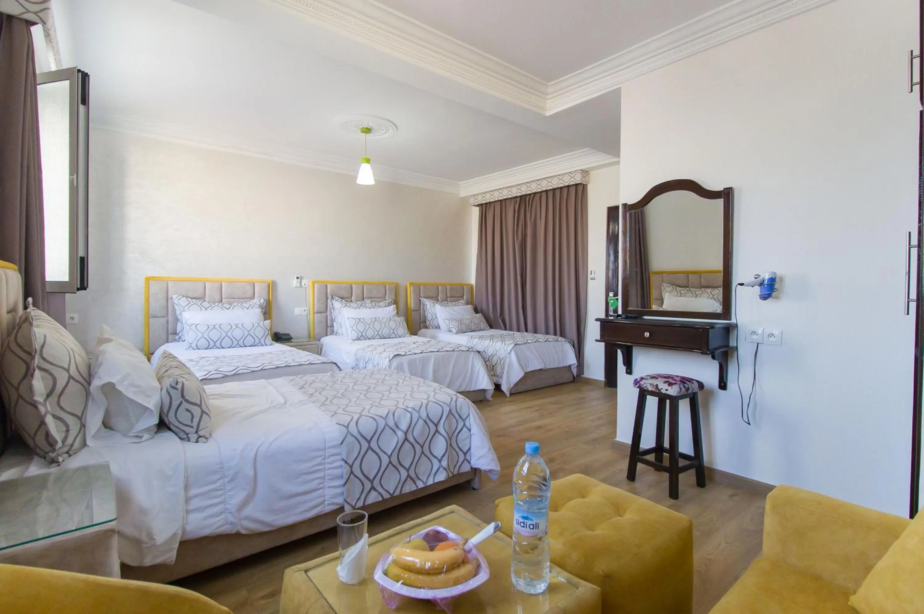 Photo of the whole room, Bed in Mamora Bay