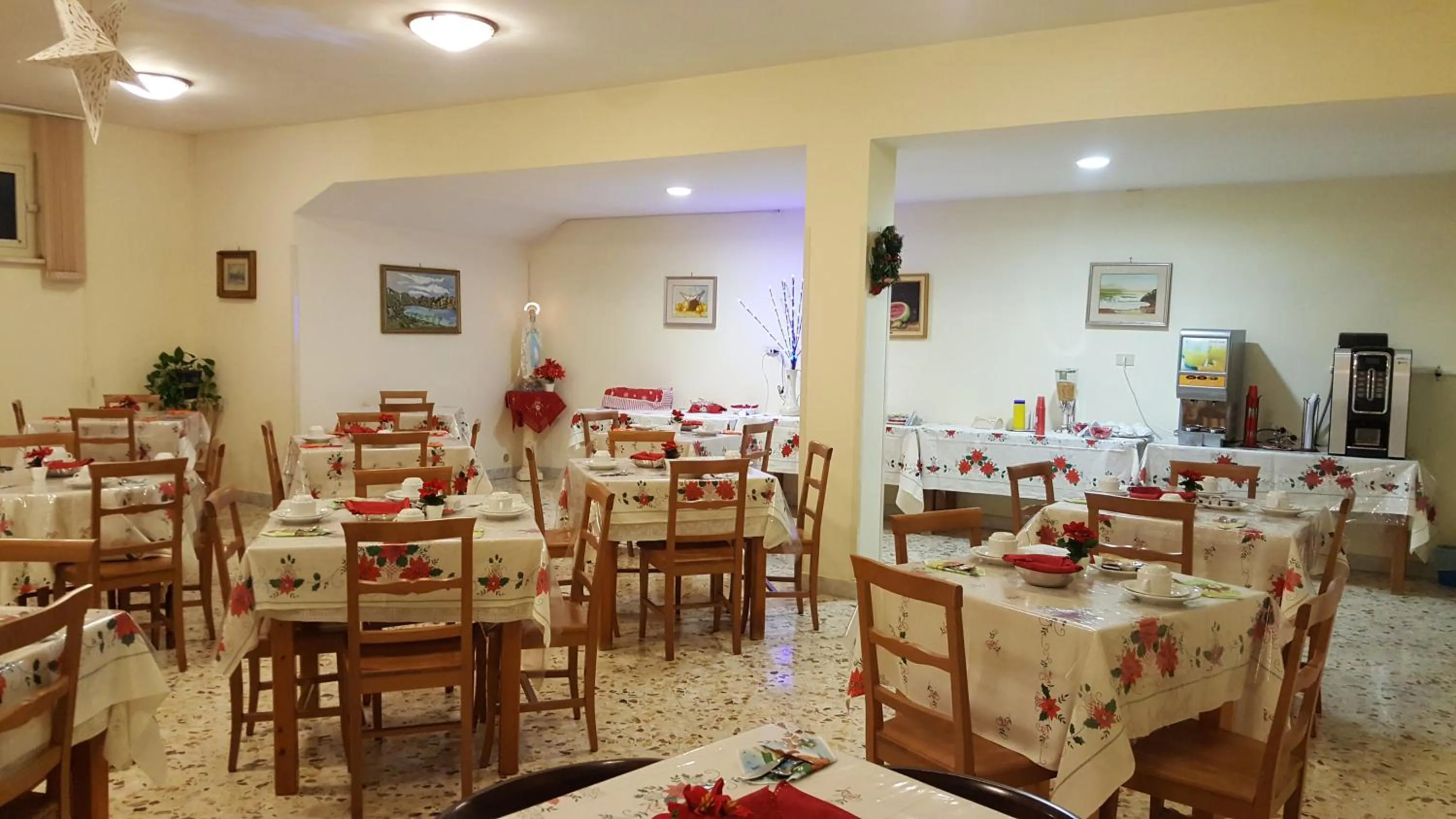 Restaurant/places to eat in Domus San Vincenzo