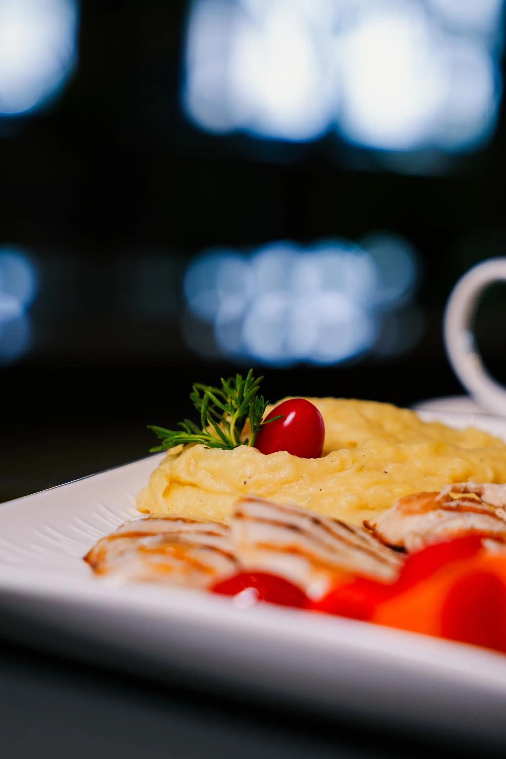 Restaurant/places to eat in Helmond Hotel