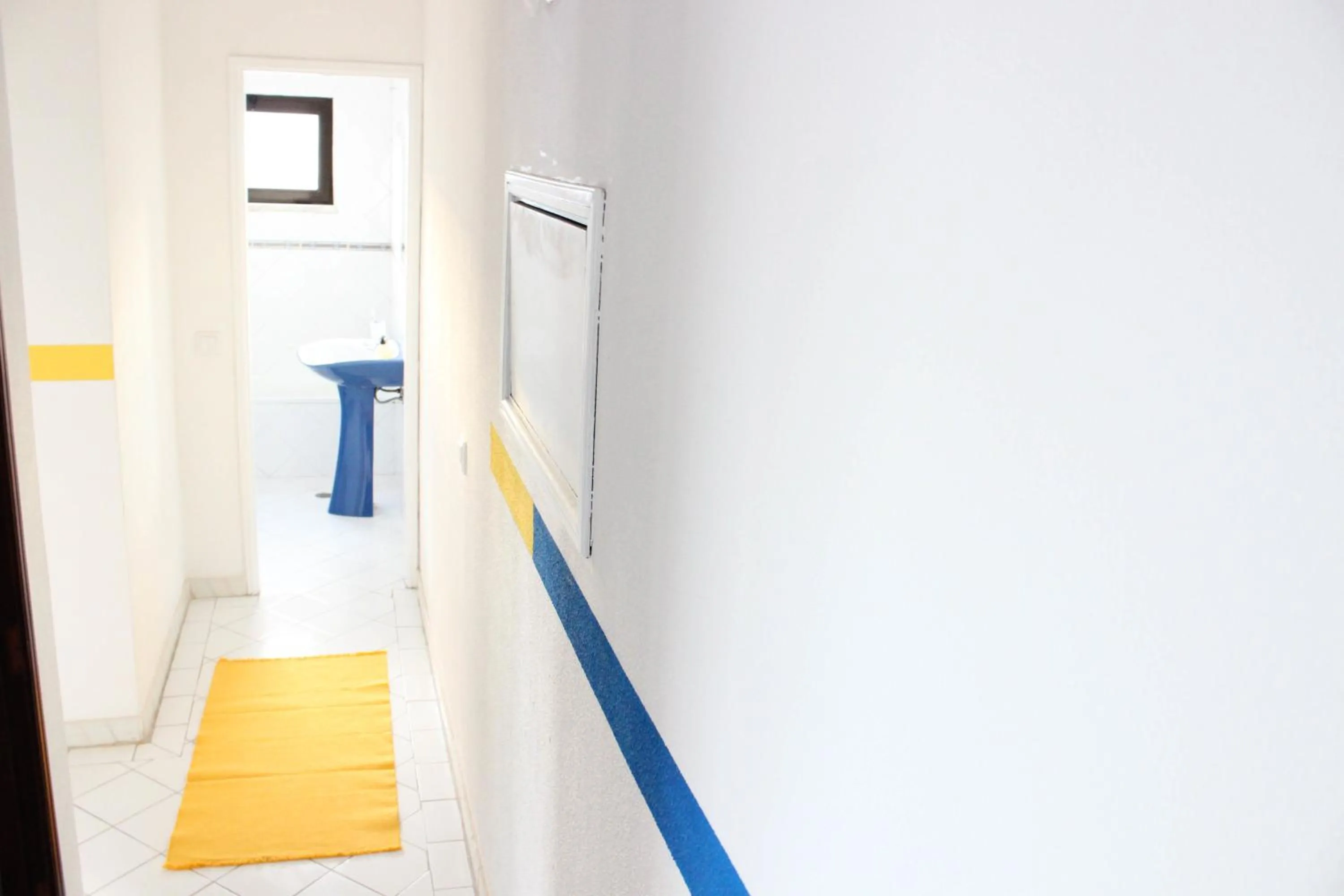 Rich & Poor Hostel Albufeira