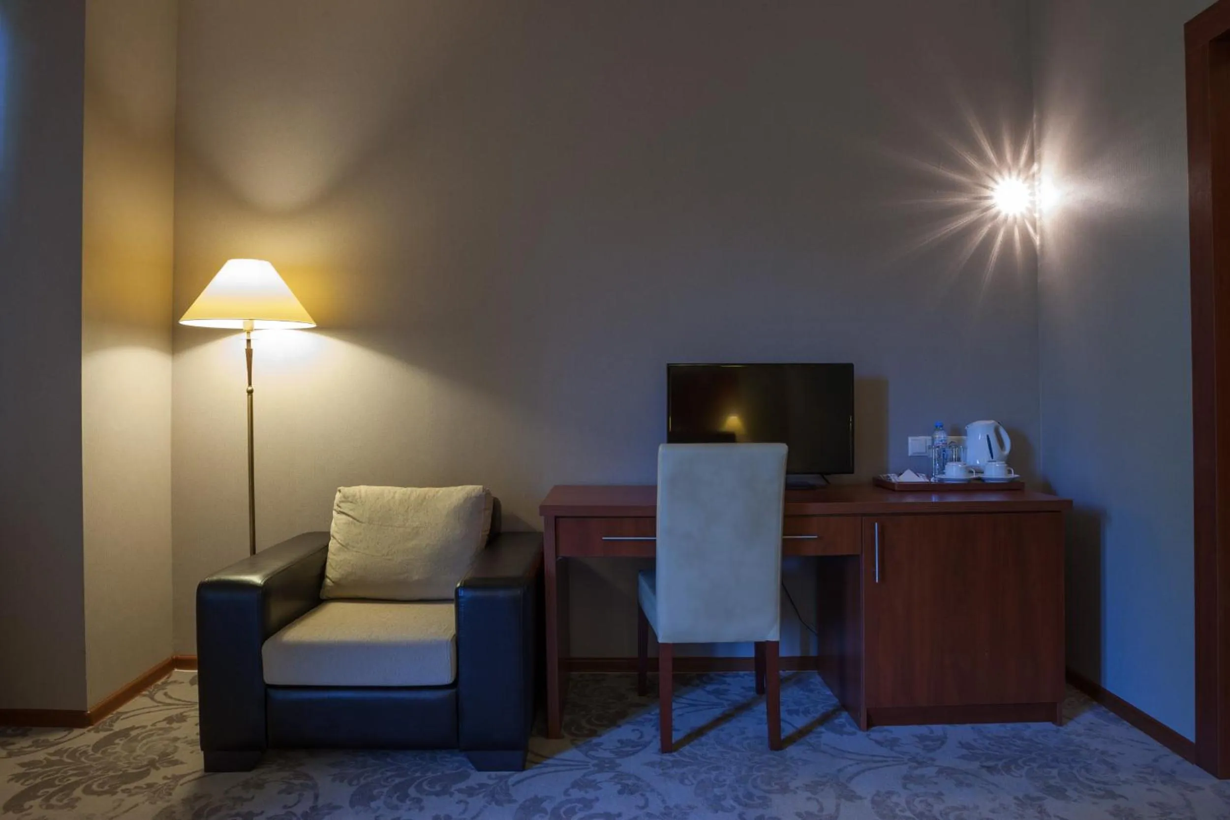 Bedroom in Hotel Astoria Tbilisi