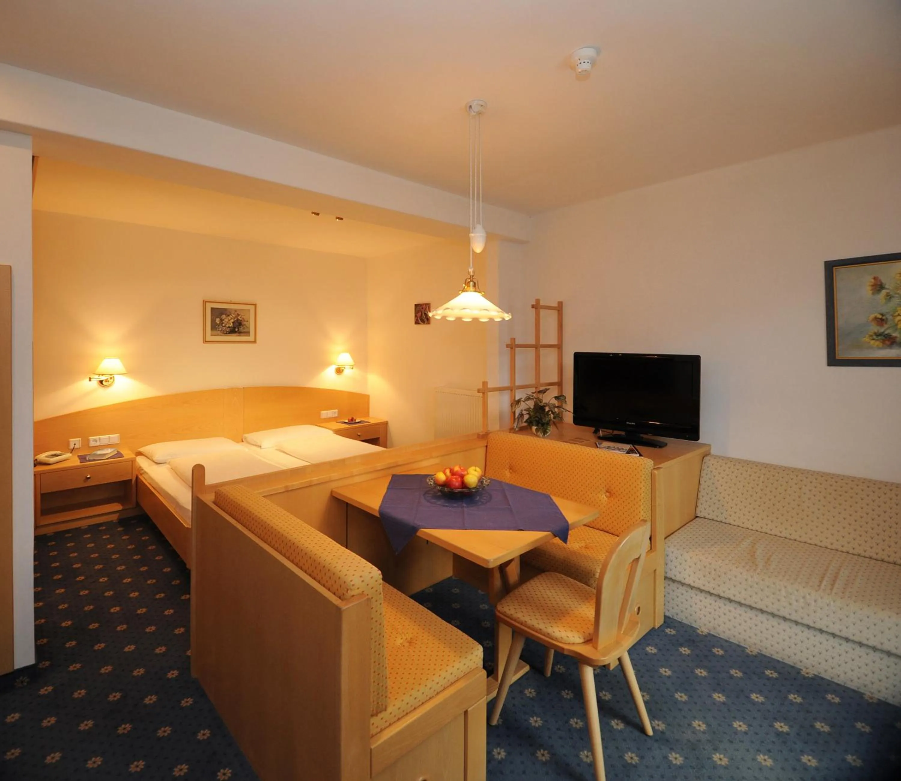 Balcony/Terrace, Bed in Hotel Gasthof Waldschenke