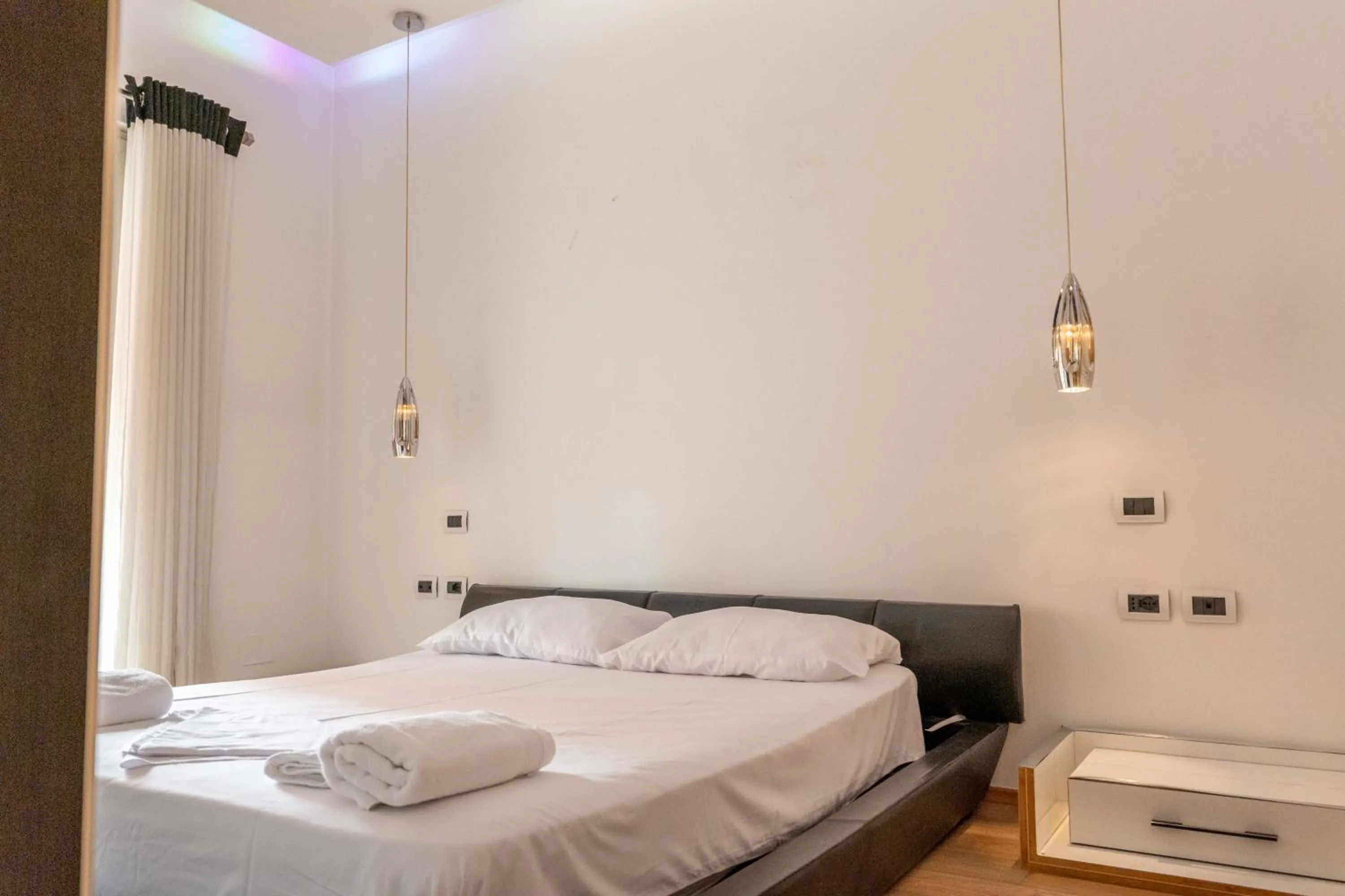 Tirent Apartment-Spacious 2-Bedroom Stay in Delijorgji Tirana