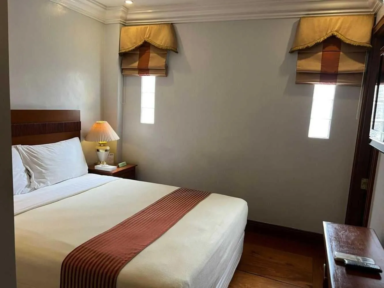 Bedroom, Bed in Collection O VIP Suites, Near PNR Pasay Evangelista, Makati Manila