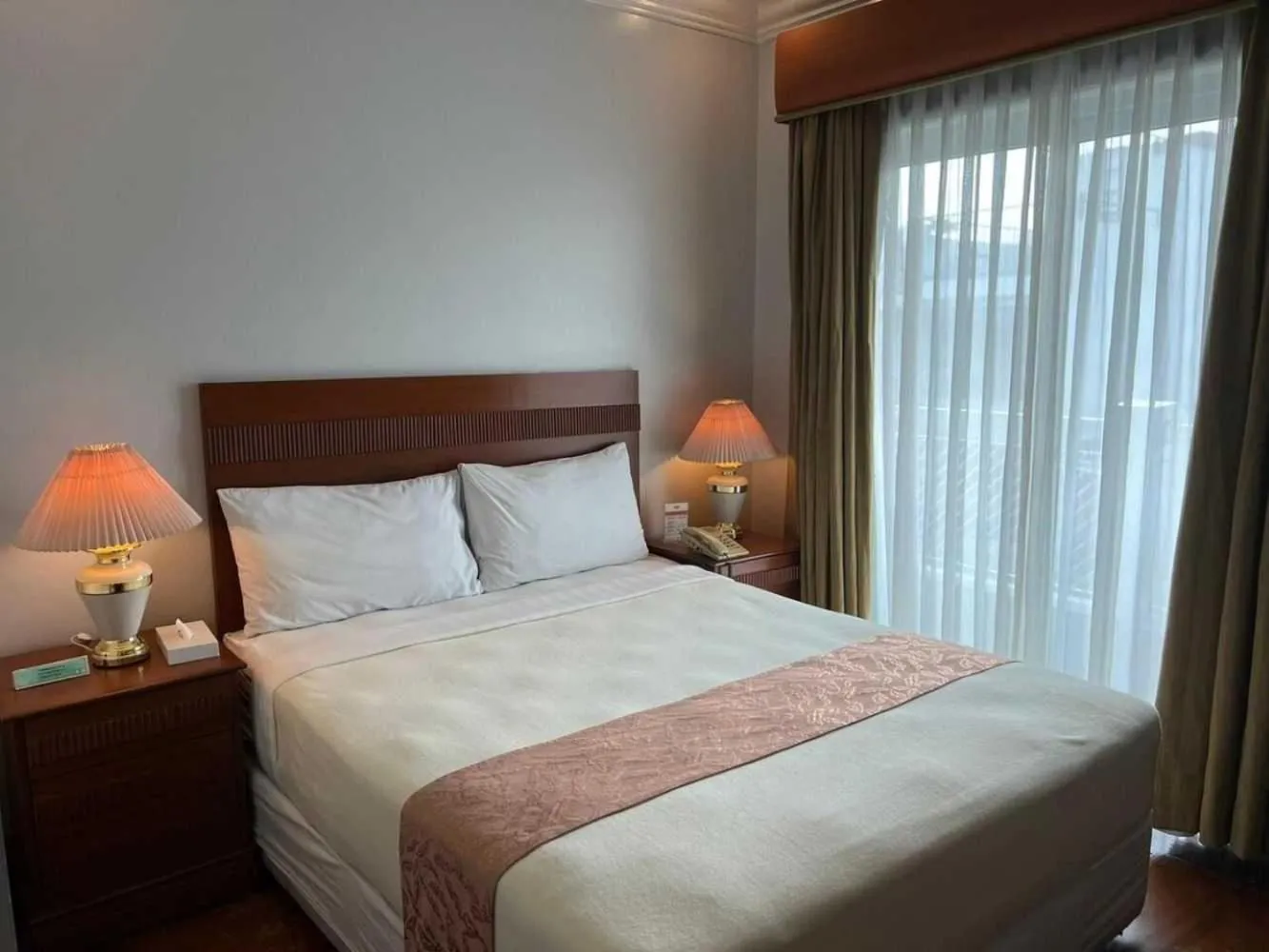 Bedroom, Bed in Collection O VIP Suites, Near PNR Pasay Evangelista, Makati Manila