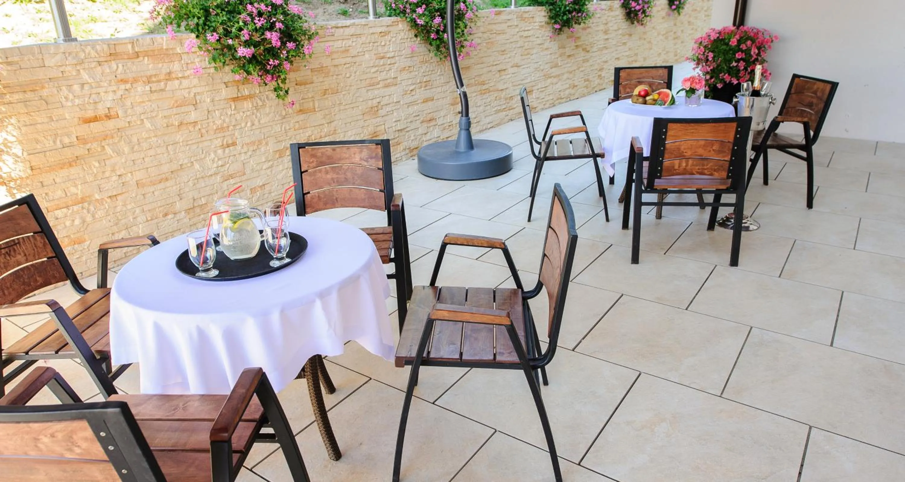 Patio in TeoDorka Med & SPA