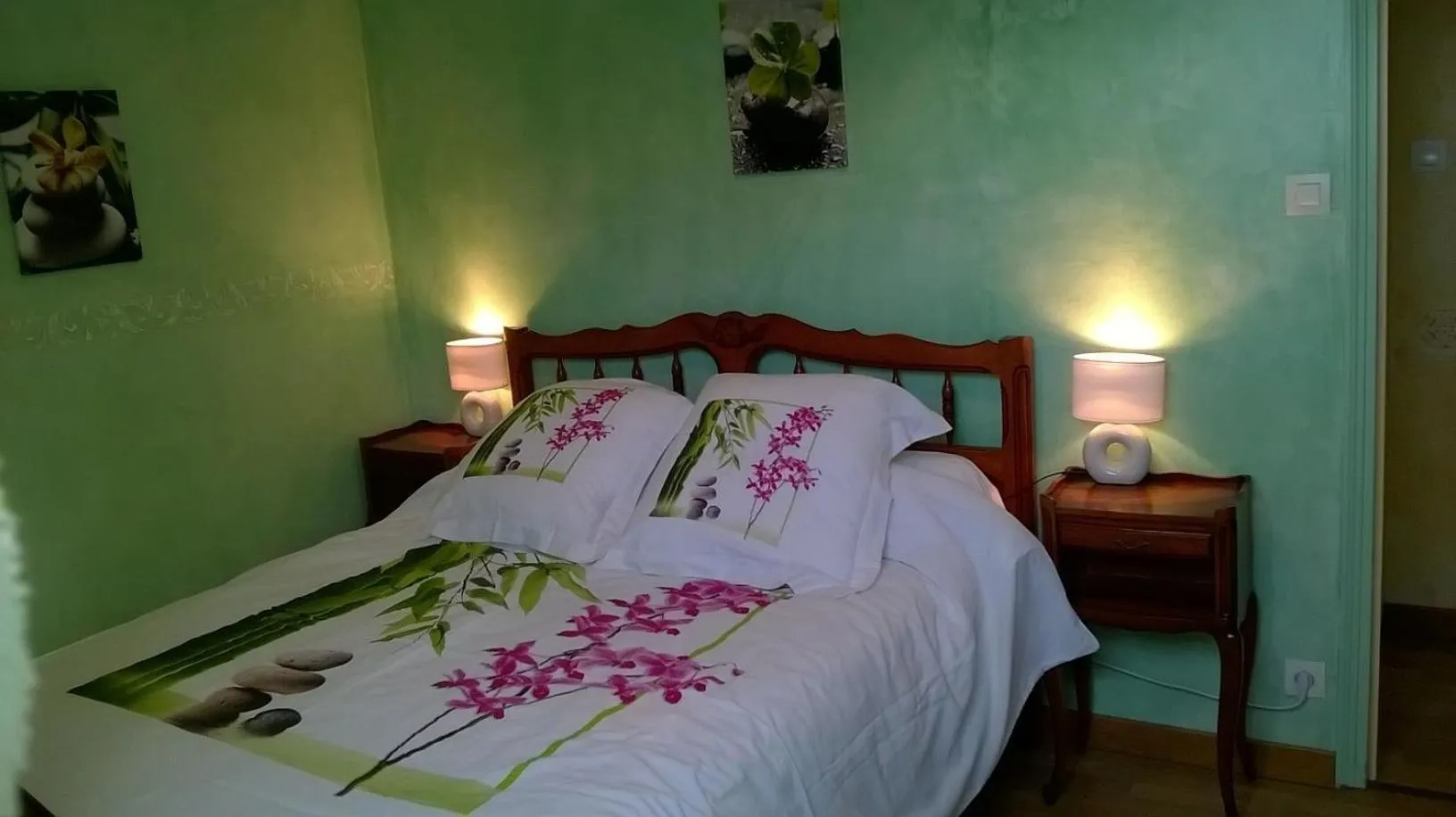 Bedroom, Bed in La P'tit' Fugue