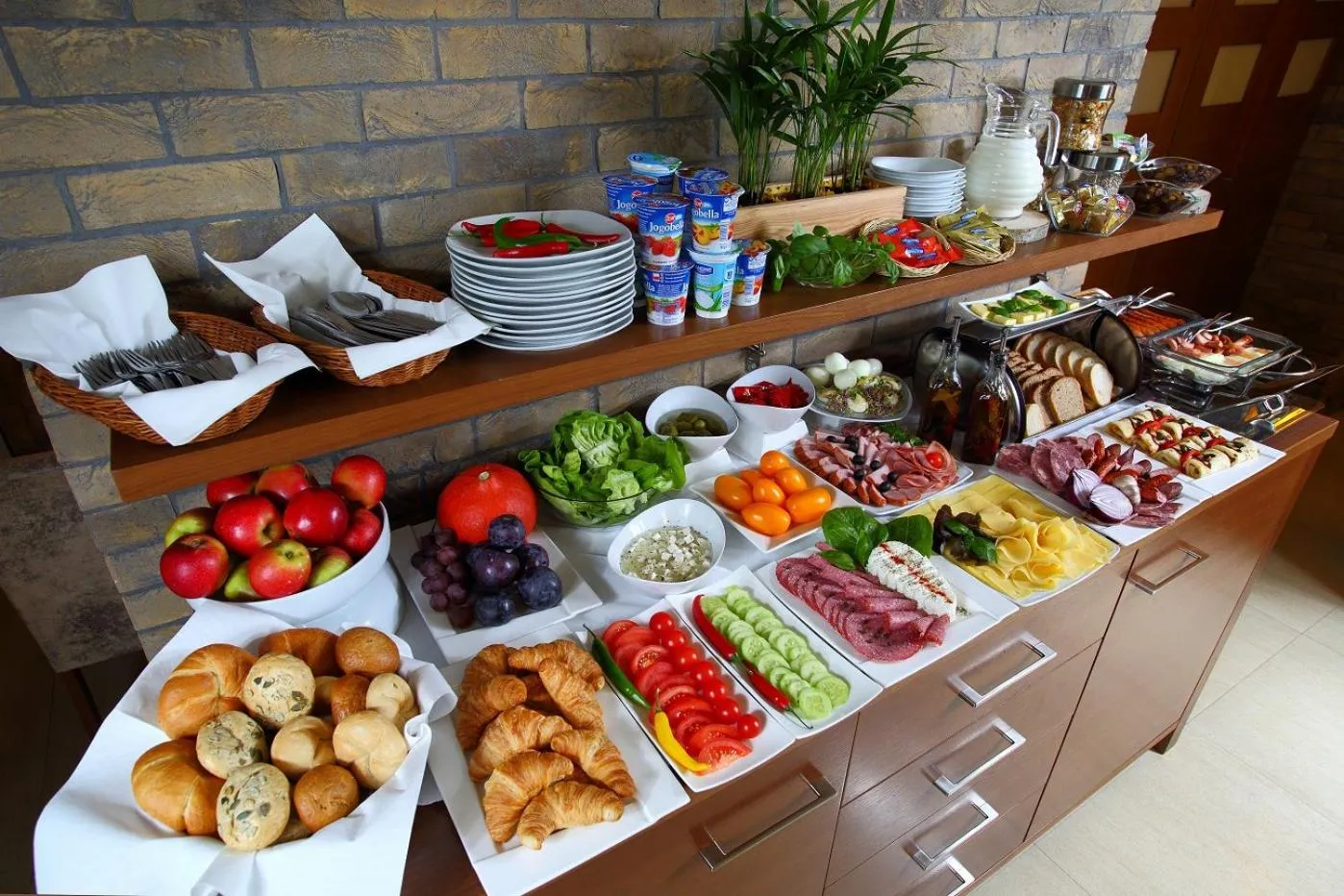 Breakfast in Inter Hotel