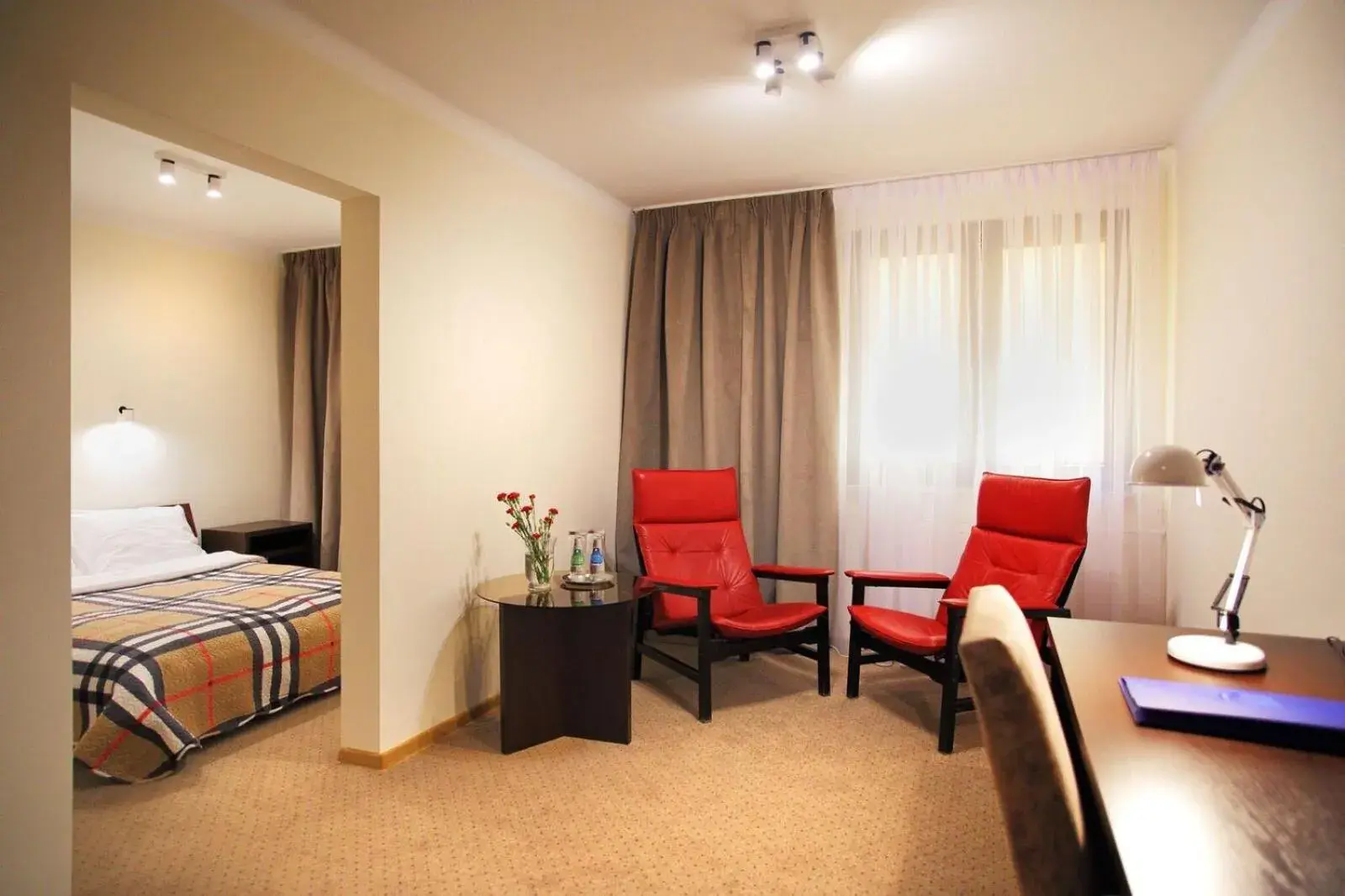 Deluxe King Room - single occupancy in Inter Hotel Deluxe King Room - single occupancy in Inter Hotel