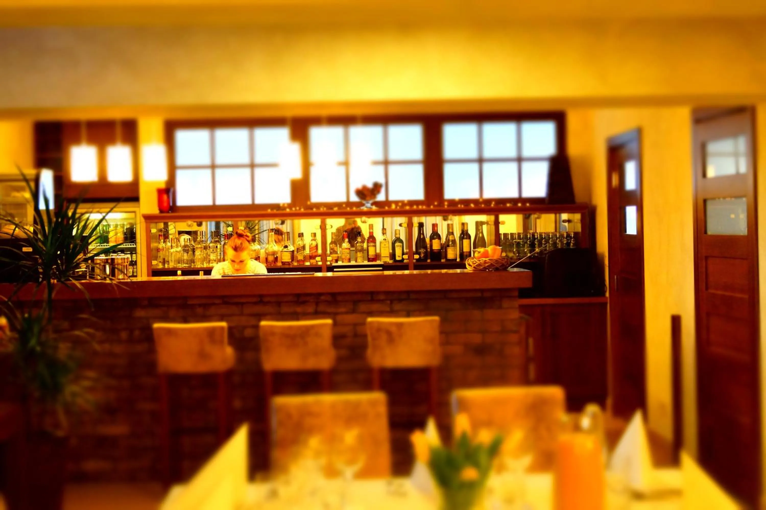 Restaurant/places to eat in Inter Hotel