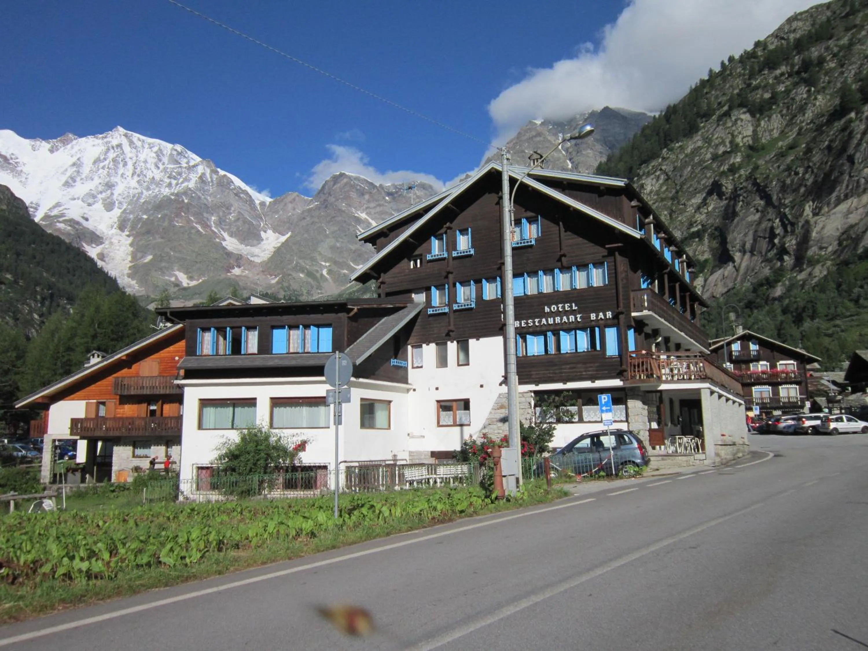 Property building in Hotel Nuovo Pecetto