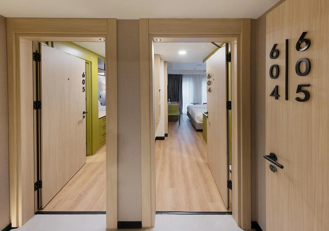 Family in Noém Hotel