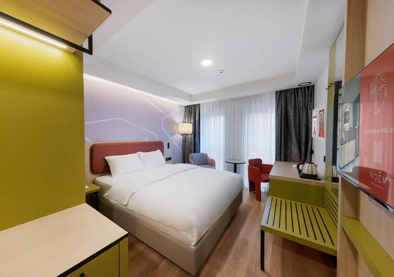 Standard King Room - single occupancy in Noém Hotel Standard King Room - single occupancy in Noém Hotel