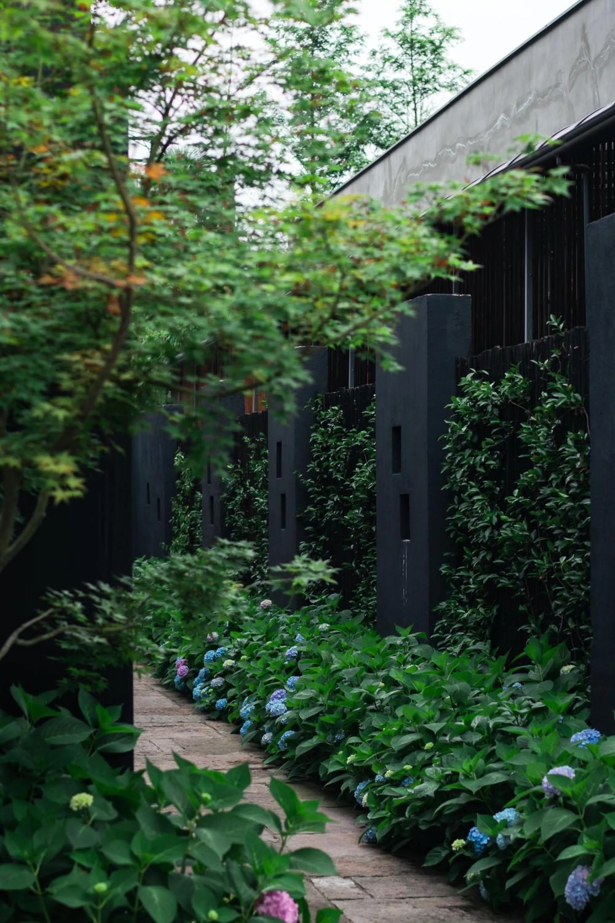 Property building in Anji ke gamer wild luxury Resort villa