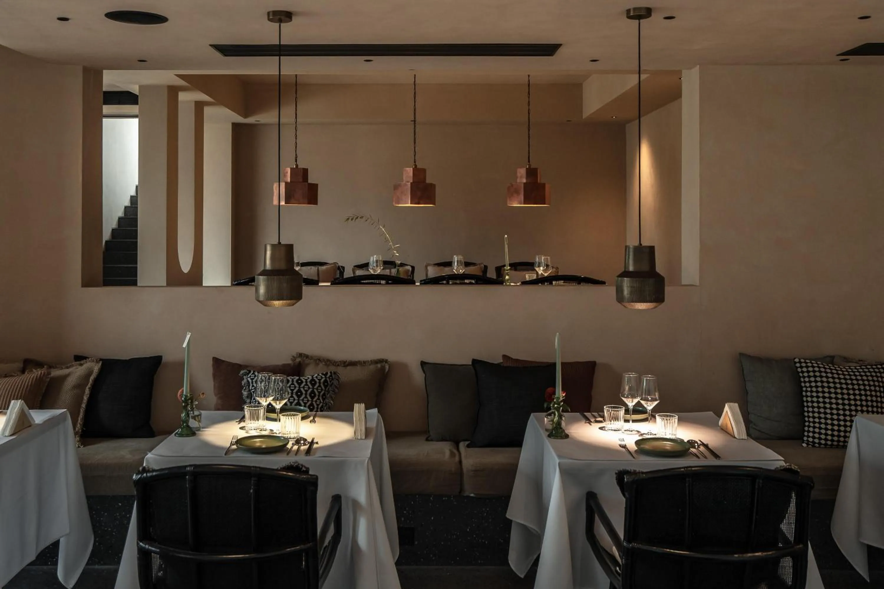 Restaurant/places to eat in Anji ke gamer wild luxury Resort villa