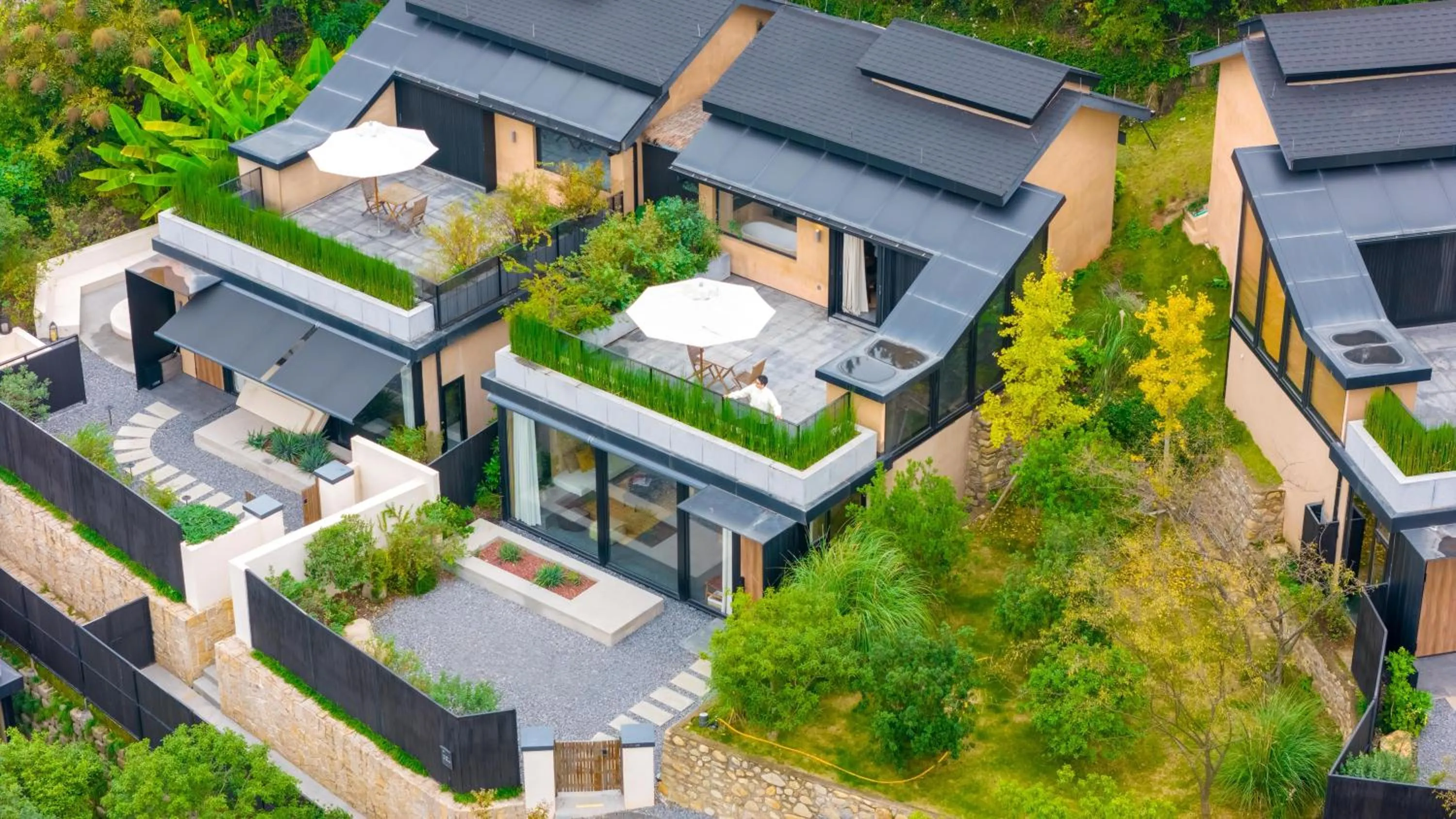 Property building in Anji ke gamer wild luxury Resort villa