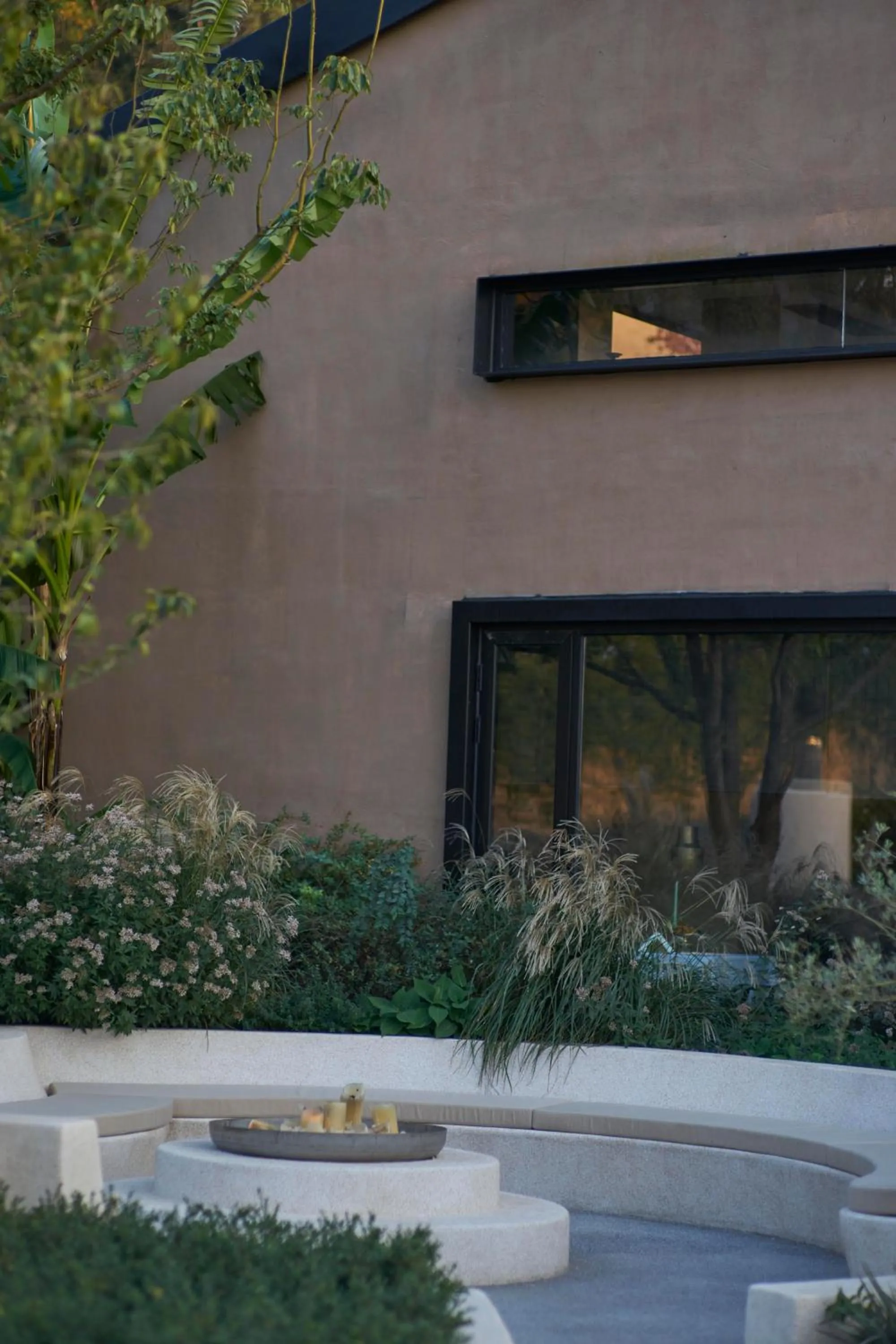 Inner courtyard view in Anji ke gamer wild luxury Resort villa