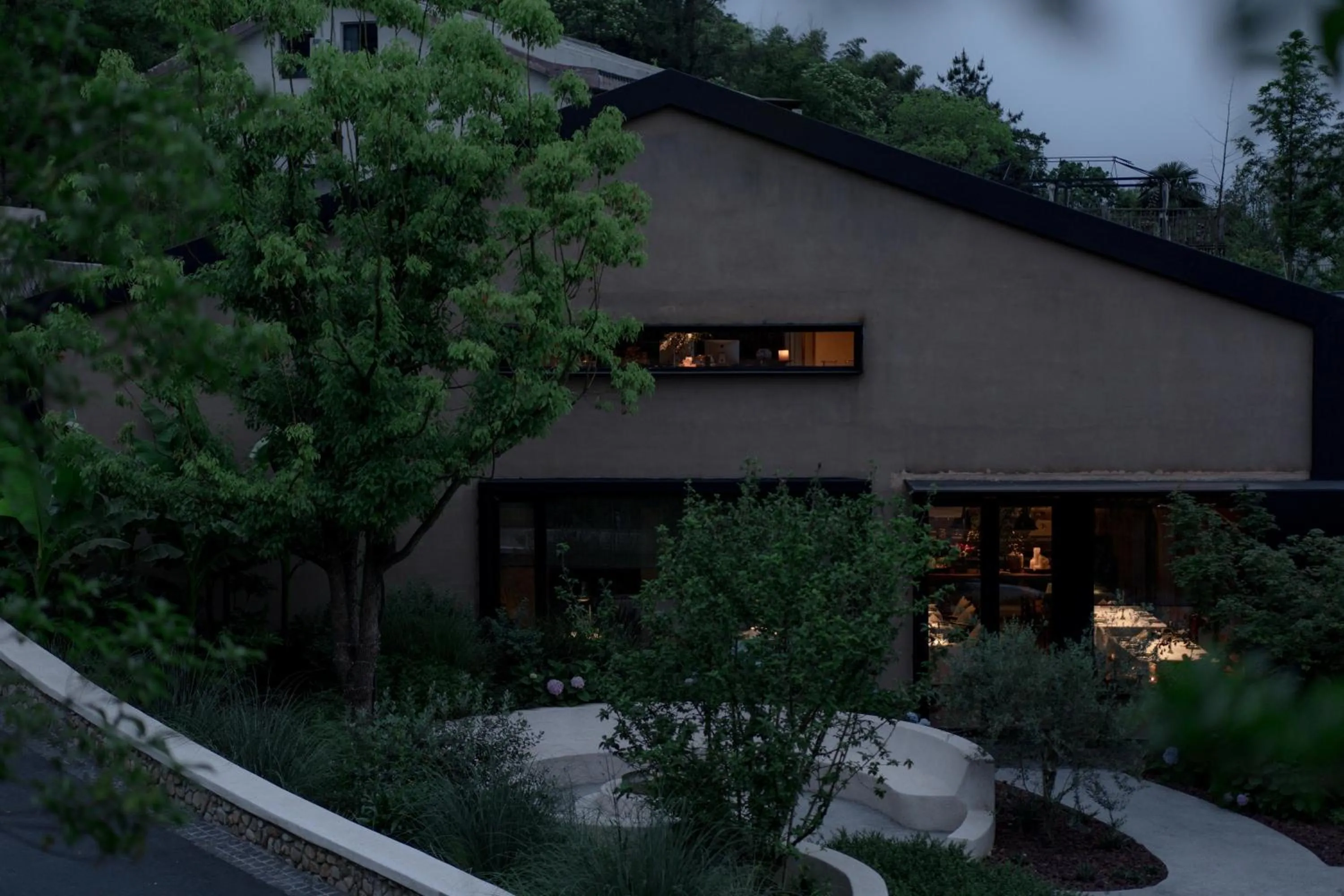 Property building in Anji ke gamer wild luxury Resort villa