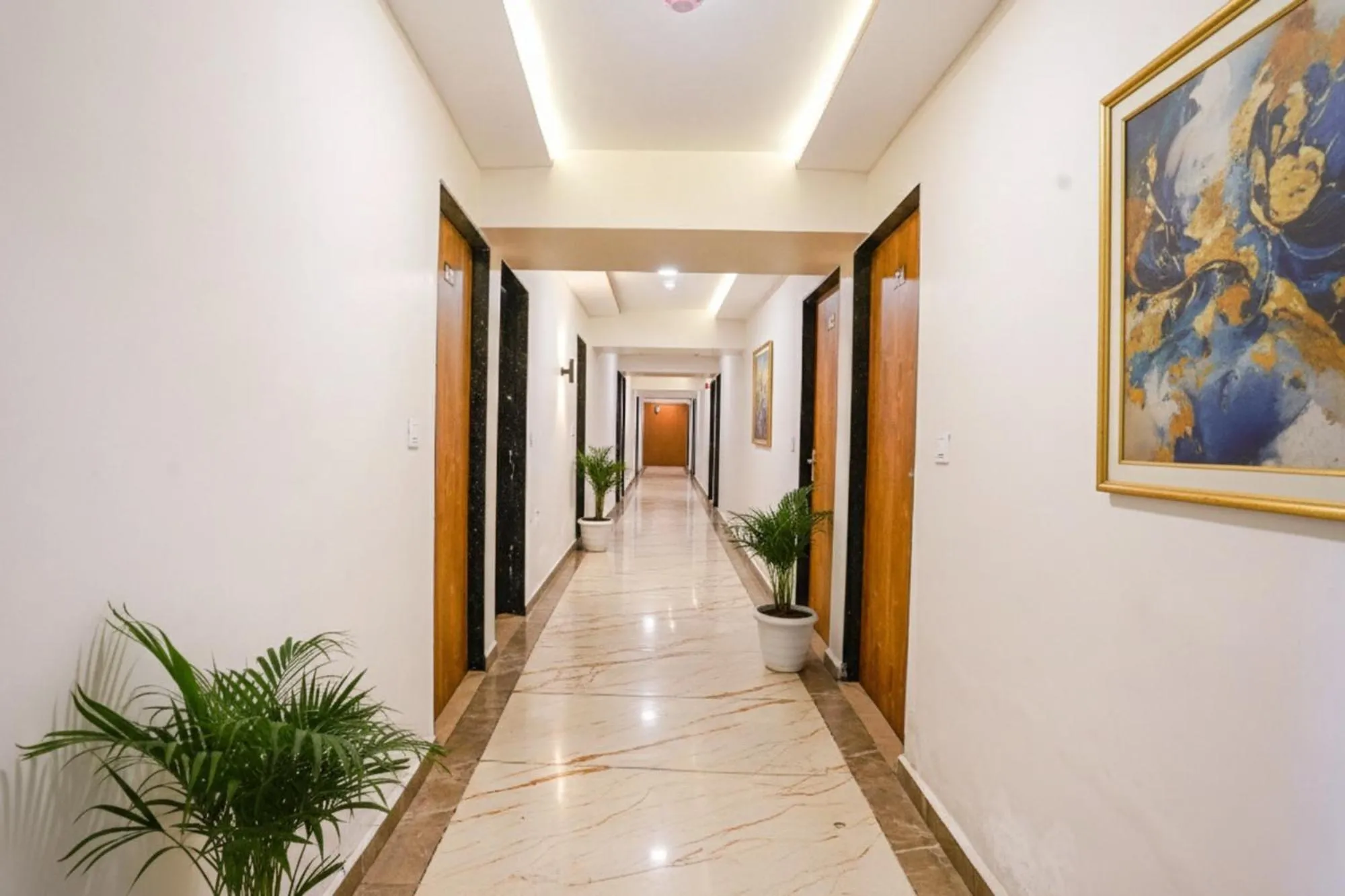 FabHotel SR Naroda - Nr Akshardham