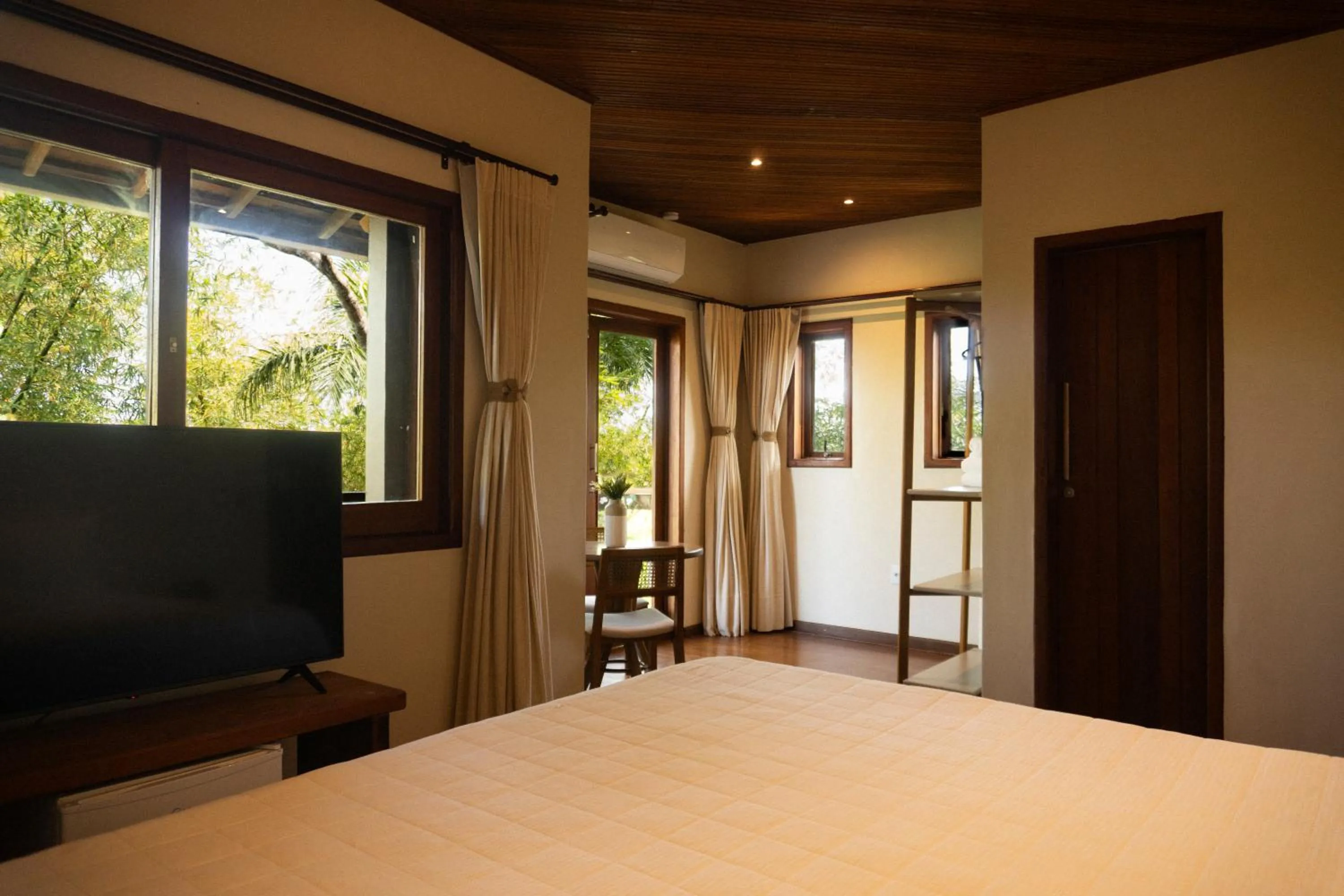 Bedroom, Bed in Chocolate Hotel